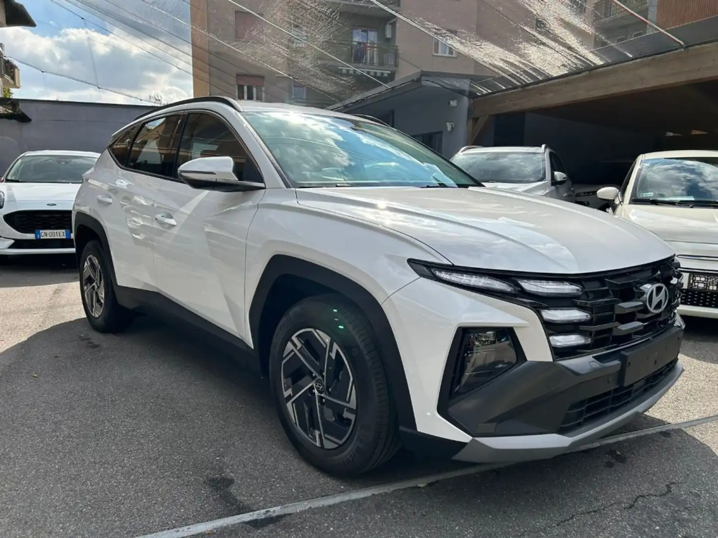 Hyundai TUCSON 1.6 CRDI 48V Maxx 136CV * PREZZO PROMO * Blanco - 2