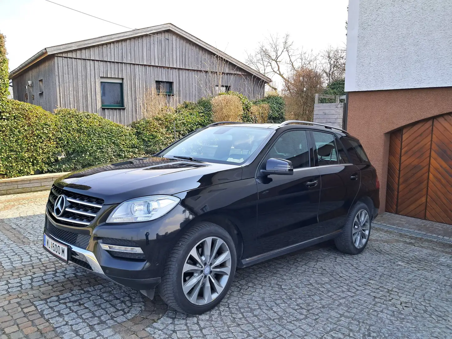 Mercedes-Benz ML 250 ML 250 BlueTEC 4MATIC Aut. DPF Schwarz - 2