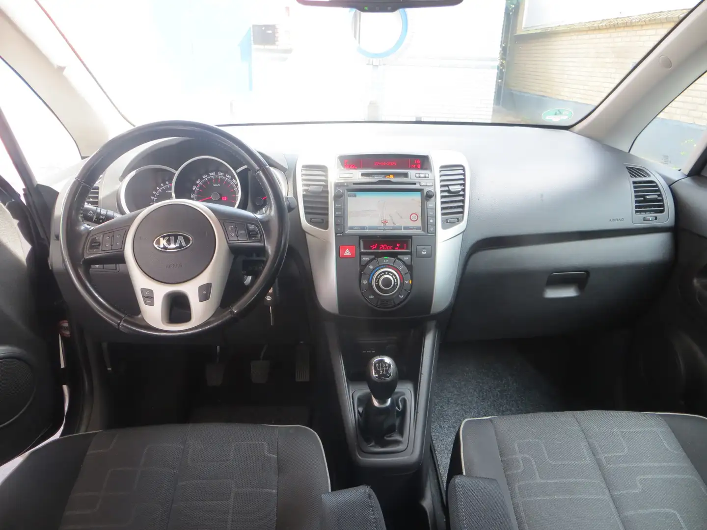 Kia Venga 1.4 CVVT ExecutiveLine/NAVI/CAM/CRUISE/GARANTIE! Grau - 2