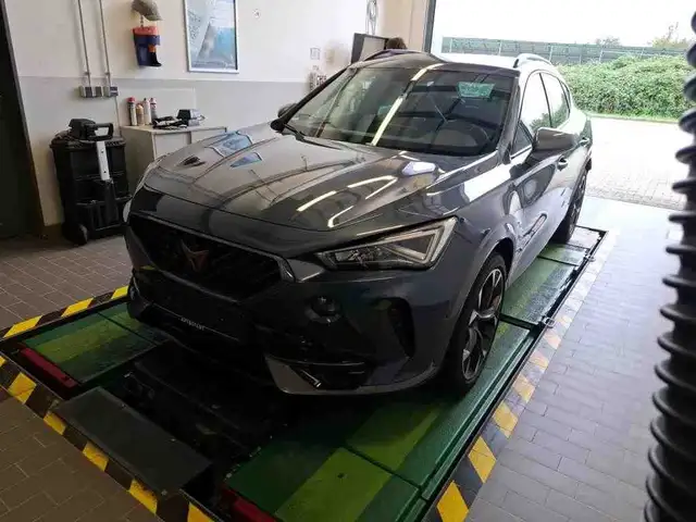 CUPRA Formentor 2,0 4Motion VZ 2.0 TSI DSG 4Drive 3,99%  Navi Digi