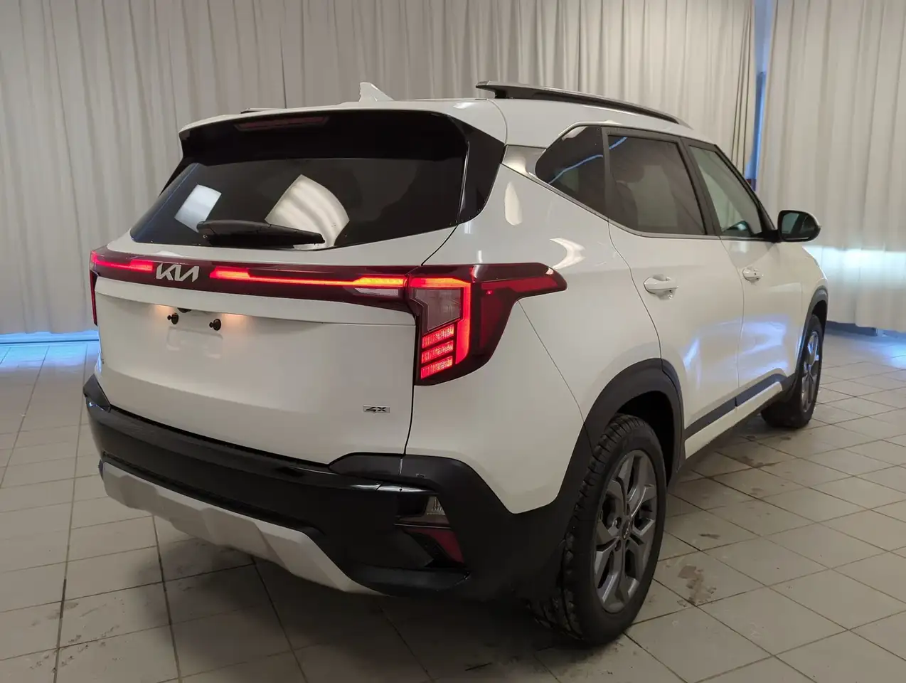 Kia Seltos снимка Kia Seltos