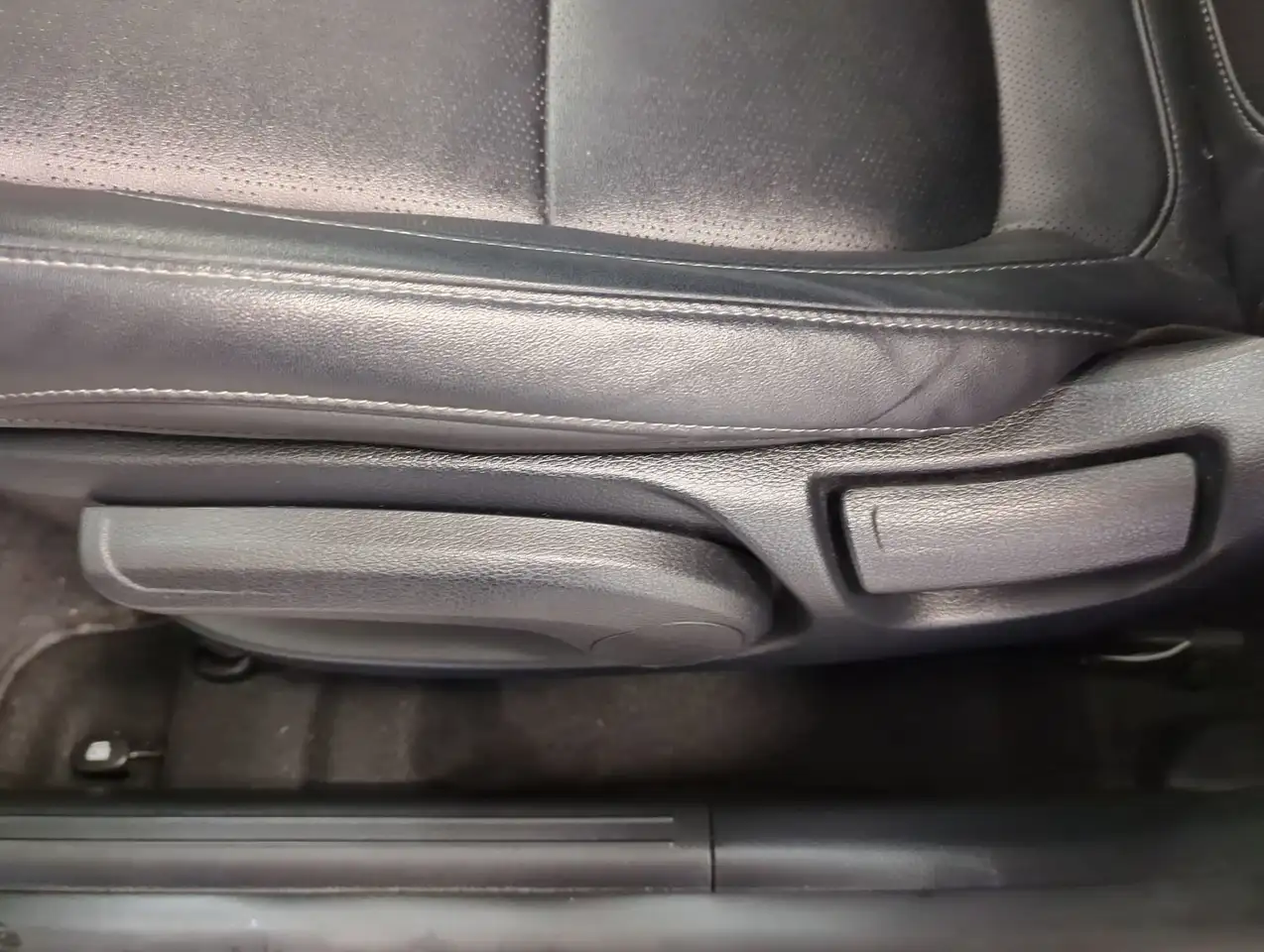 Kia Seltos снимка Kia Seltos
