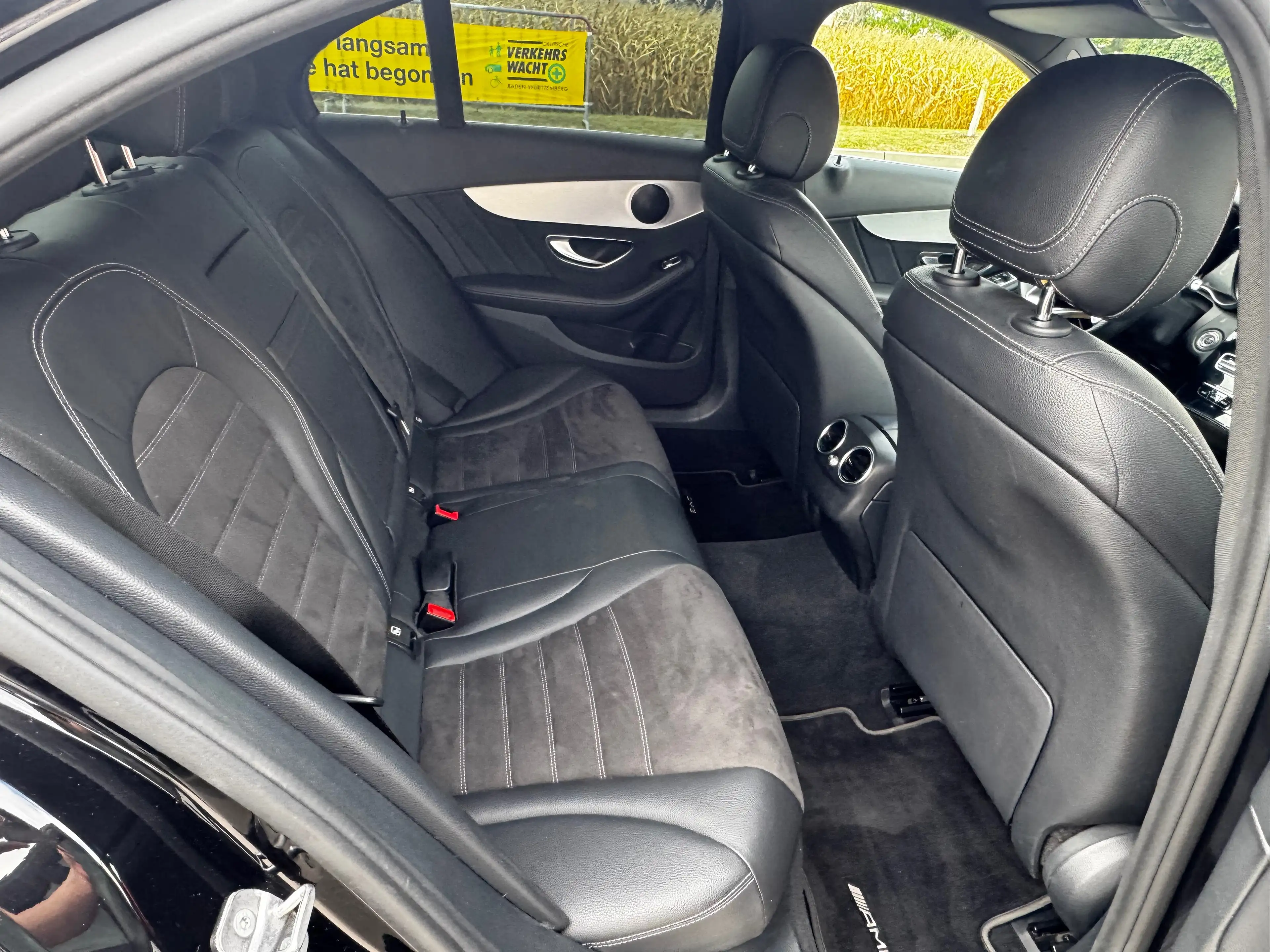 Mercedes-Benz C 300 C 300 (205.083) AMG Voll Service neu — photo 12