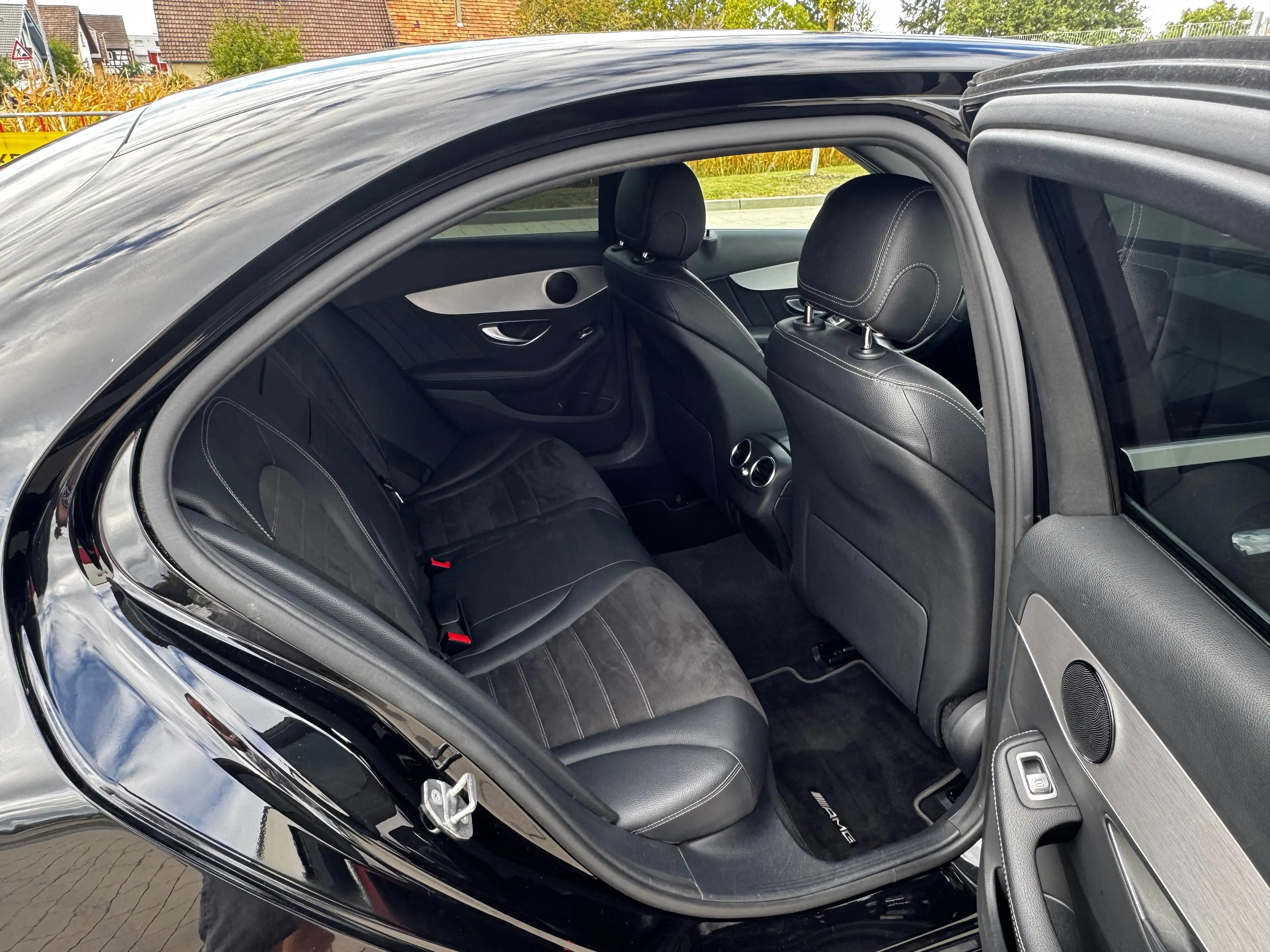 Mercedes-Benz C 300 C 300 (205.083) AMG Voll Service neu — photo 11