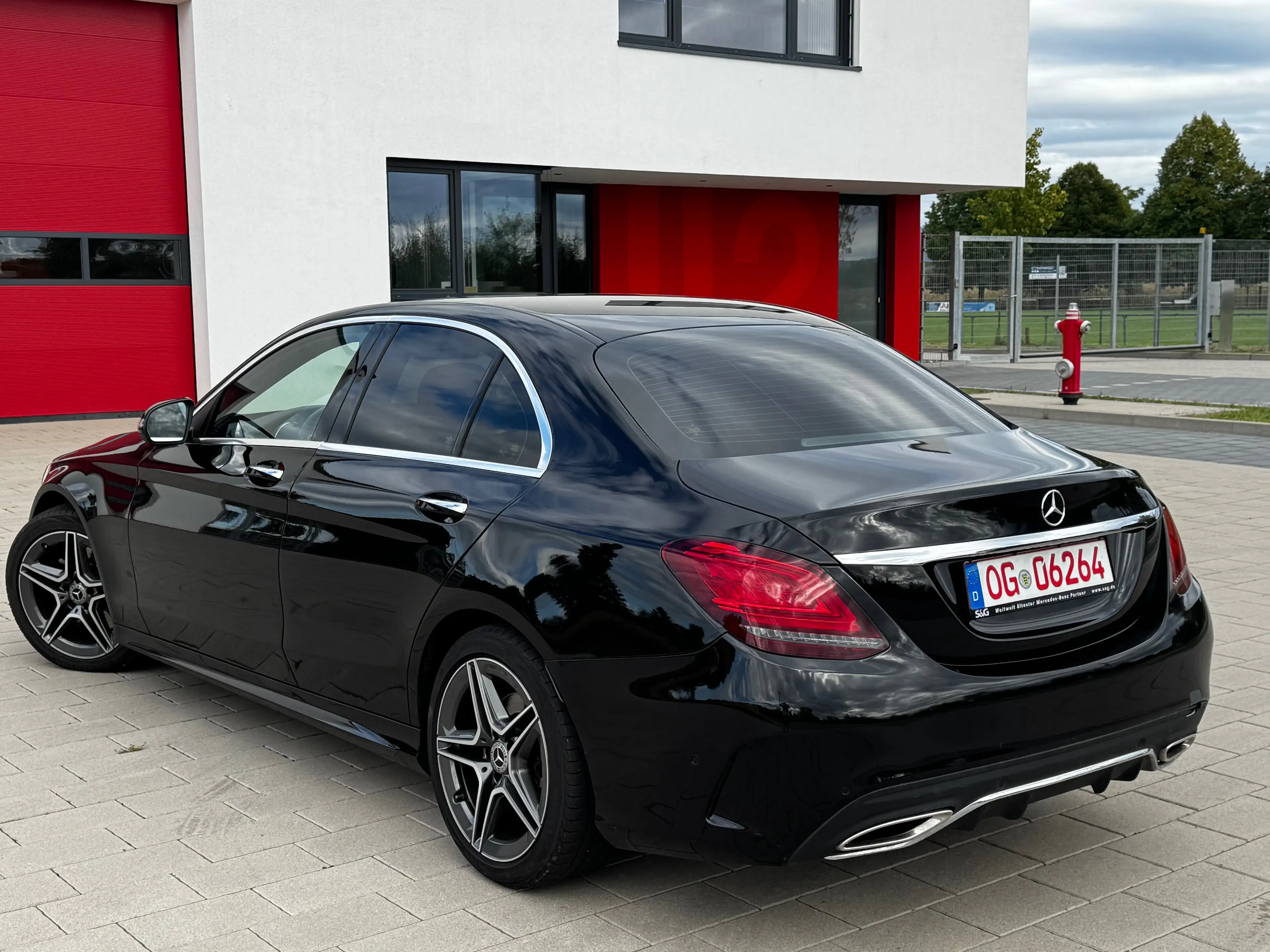 Mercedes-Benz C 300 C 300 (205.083) AMG Voll Service neu — photo 3