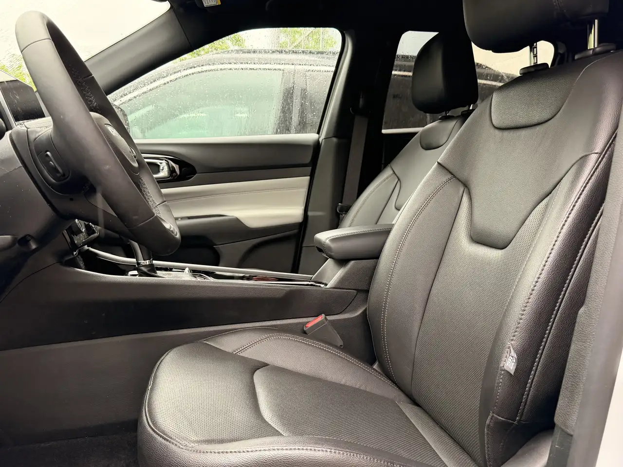 Jeep Compass photo Jeep Compass