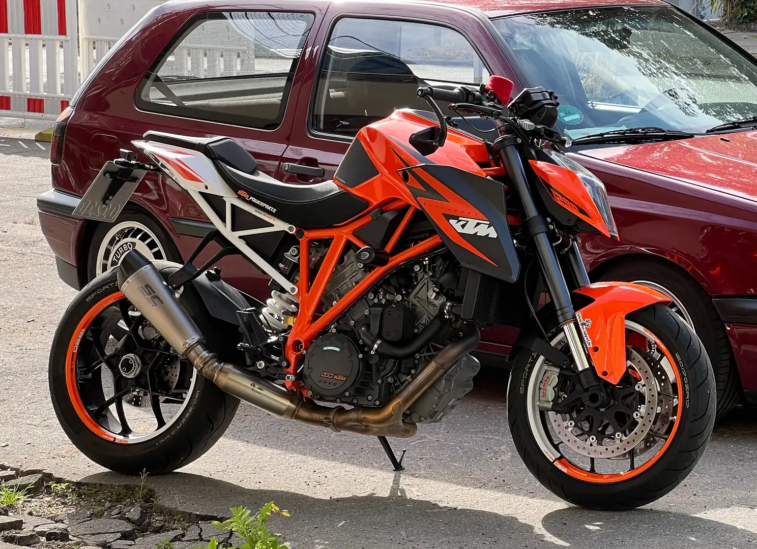 KTM 1290 Super Duke R Orange - 1