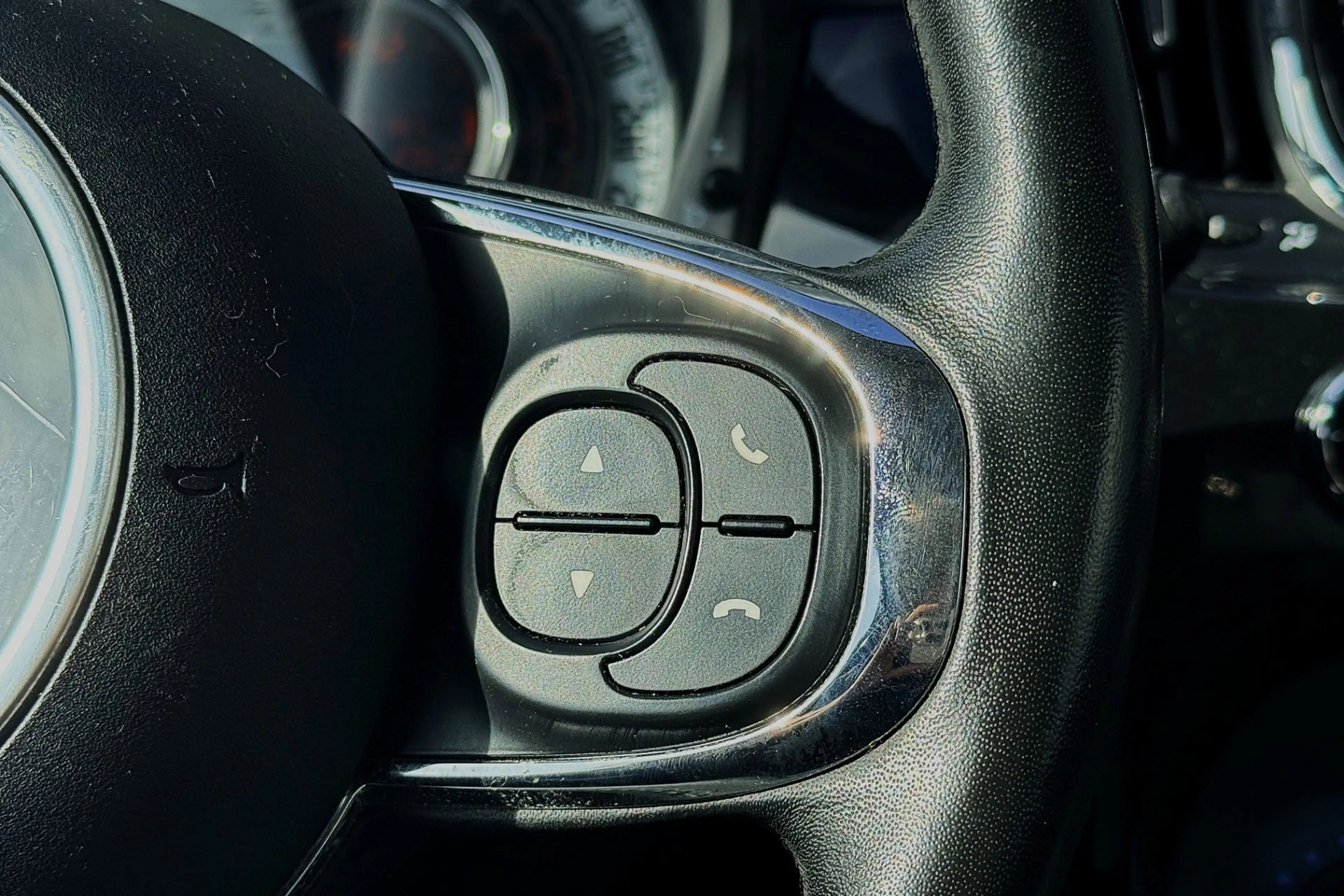 Fiat 500 0.9 TwinAir Turbo Lounge PANO NAVI LMV — photo 10