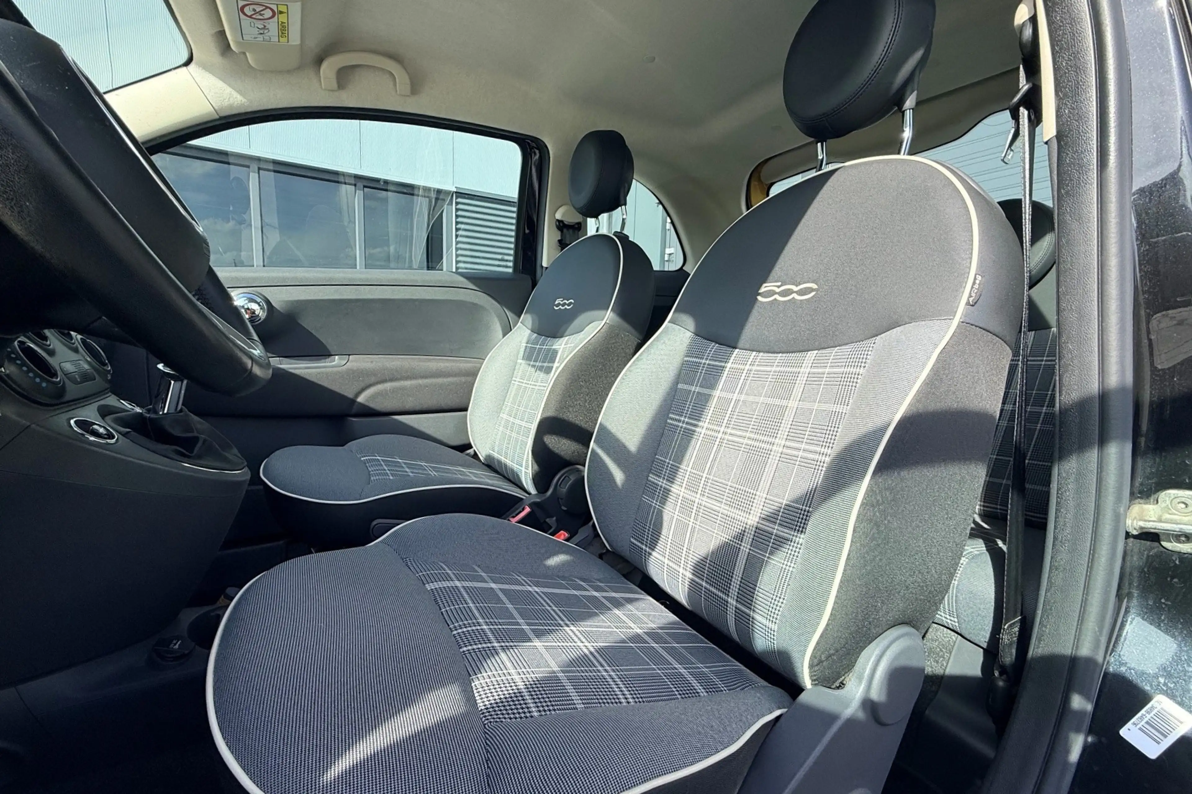 Fiat 500 0.9 TwinAir Turbo Lounge PANO NAVI LMV — photo 4