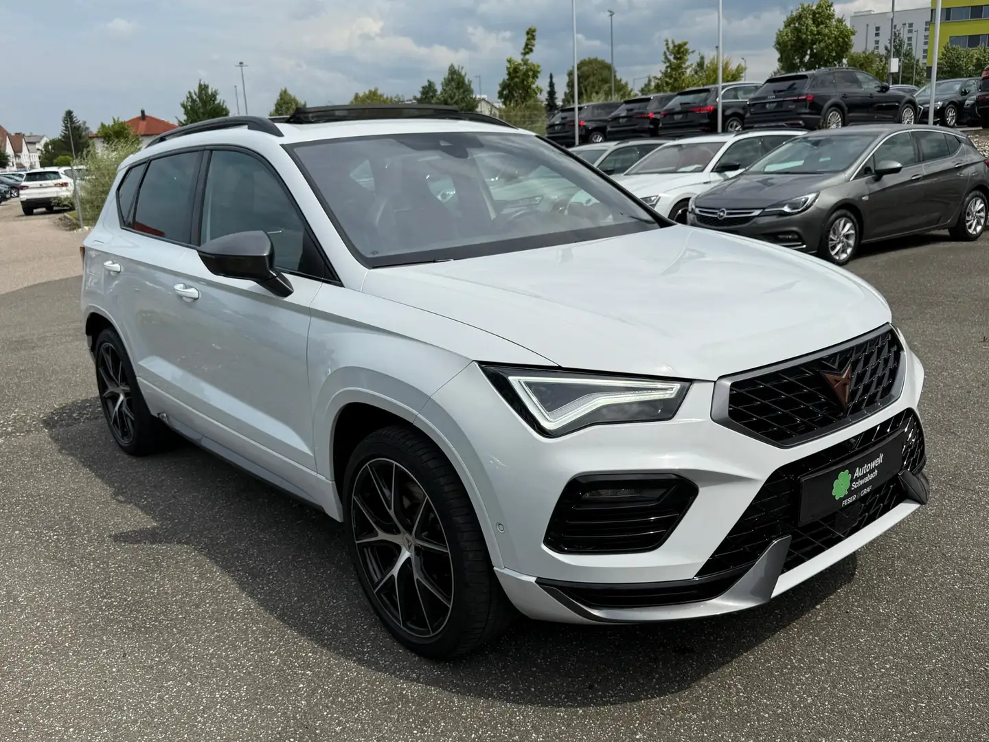 CUPRA Ateca 2.0 TSI AHK PANO KAMERA ACC Weiß - 2
