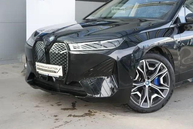 BMW iX xDrive50 *M-Sport/AHK/Laserlicht/360°/DA-Prof./Innovations Paket* Ansicht 3