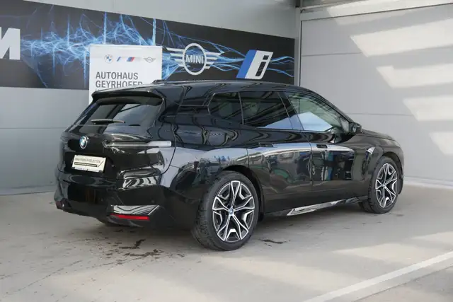 BMW iX xDrive50 *M-Sport/AHK/Laserlicht/360°/DA-Prof./Innovations Paket* Ansicht 37