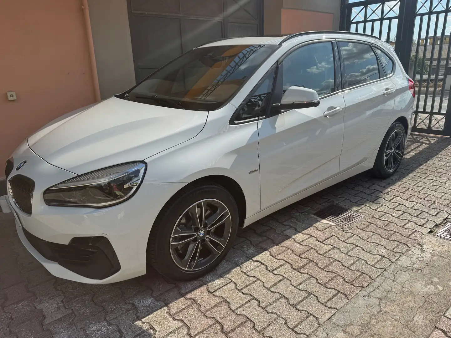BMW 218 Serie 2 Active Tourer 218d Sport Bianco - 1