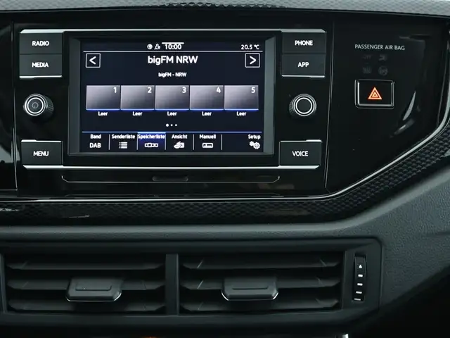 Volkswagen Taigo view 12