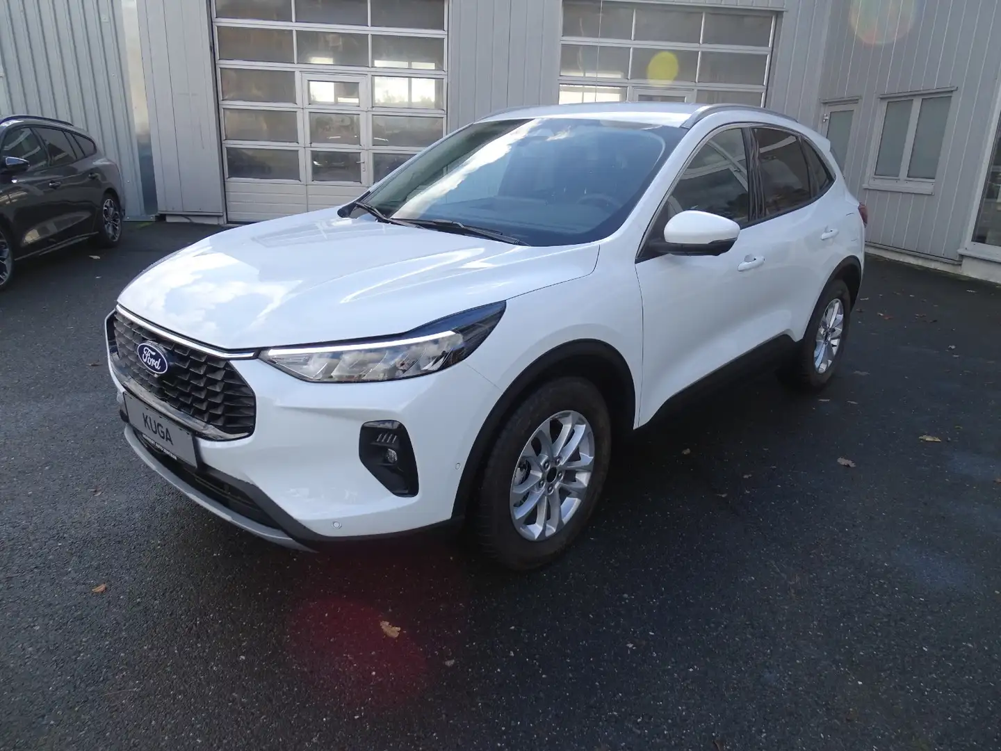 Ford Kuga 1.5 EcoBoost Kamera,Lenkradheizung,Sitzheiz. Weiß - 2