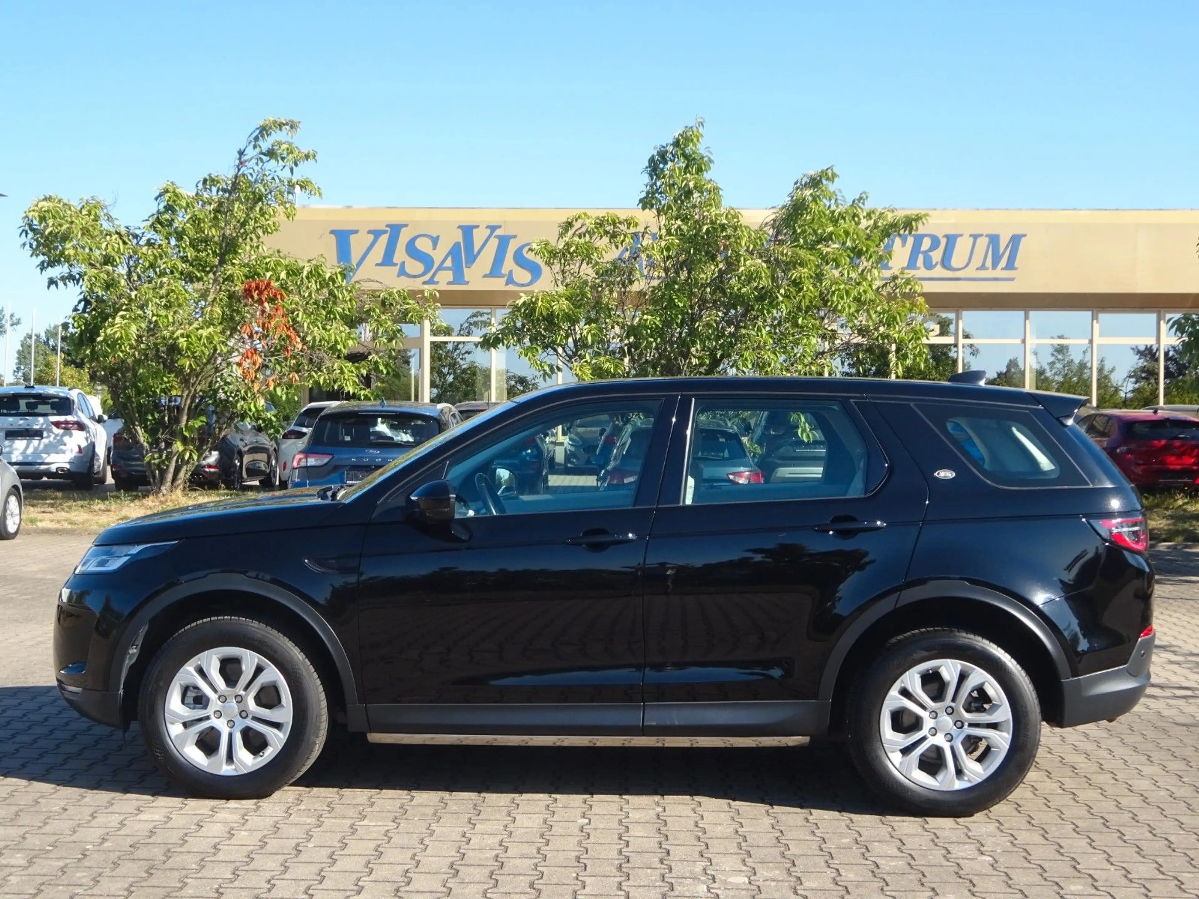 Land Rover Discovery Sport D150 Autm. S AWD Leder Navi Kam — photo 3