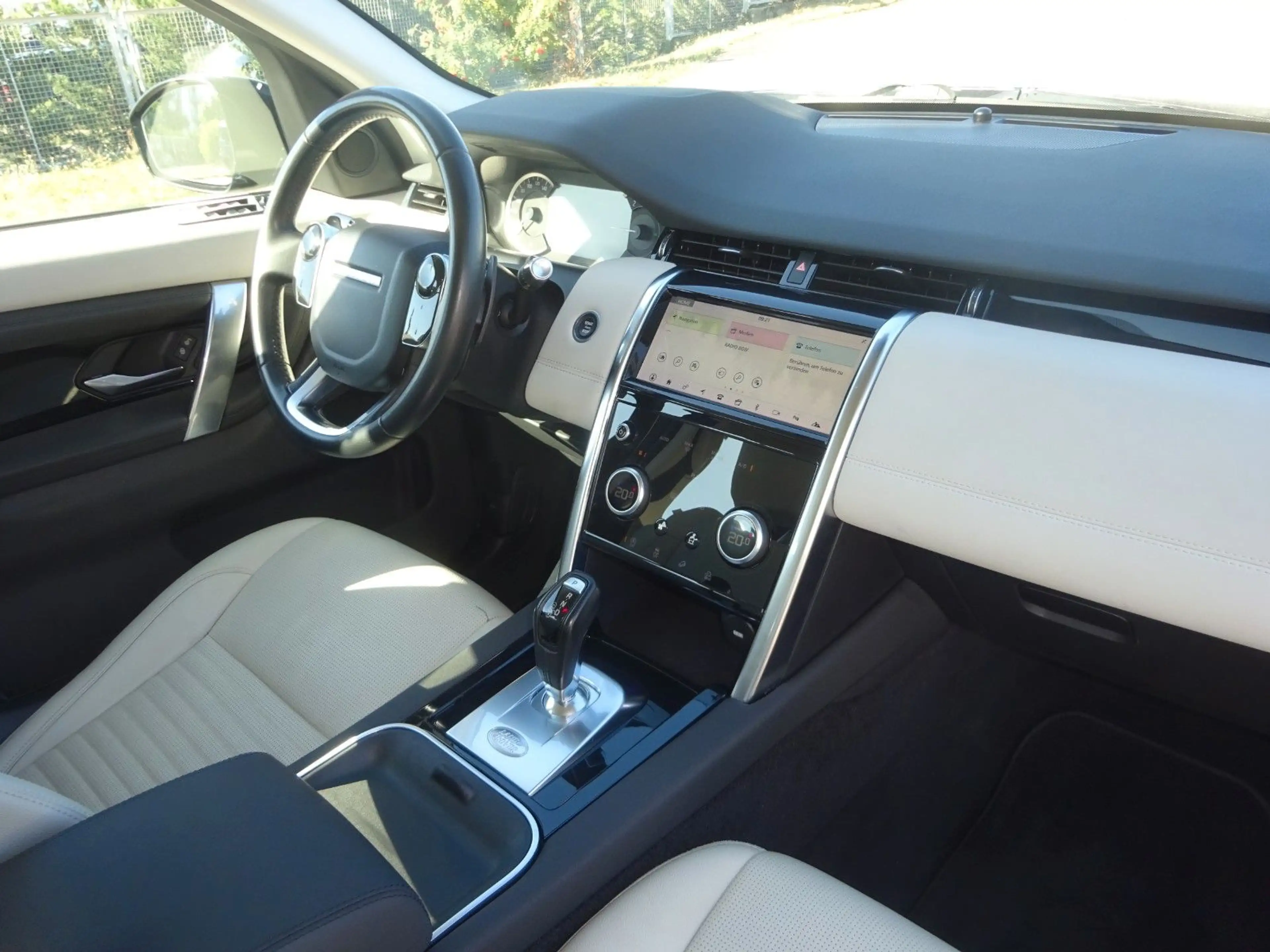 Land Rover Discovery Sport D150 Autm. S AWD Leder Navi Kam — photo 14