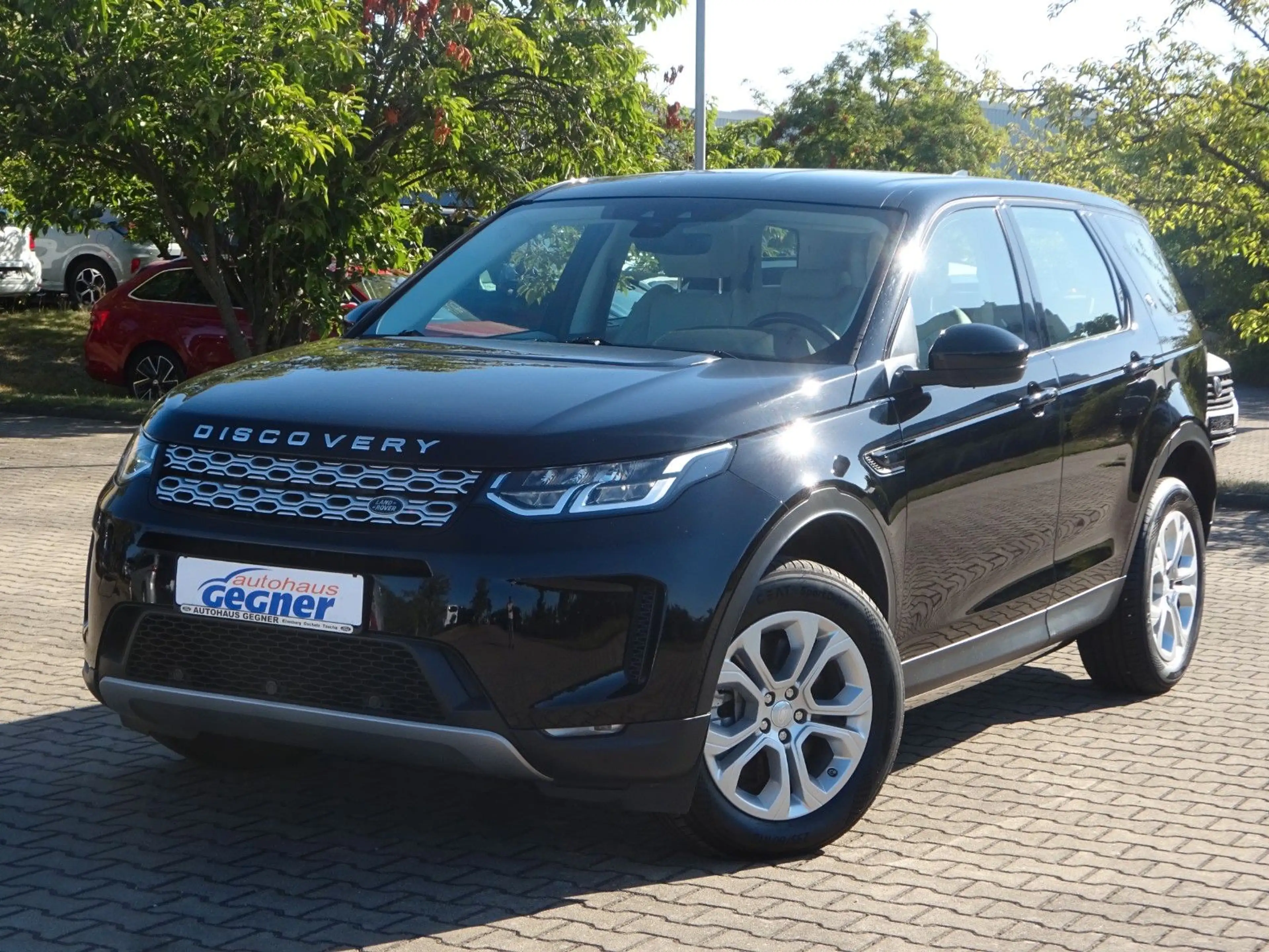Land Rover Discovery Sport D150 Autm. S AWD Leder Navi Kam — photo 2