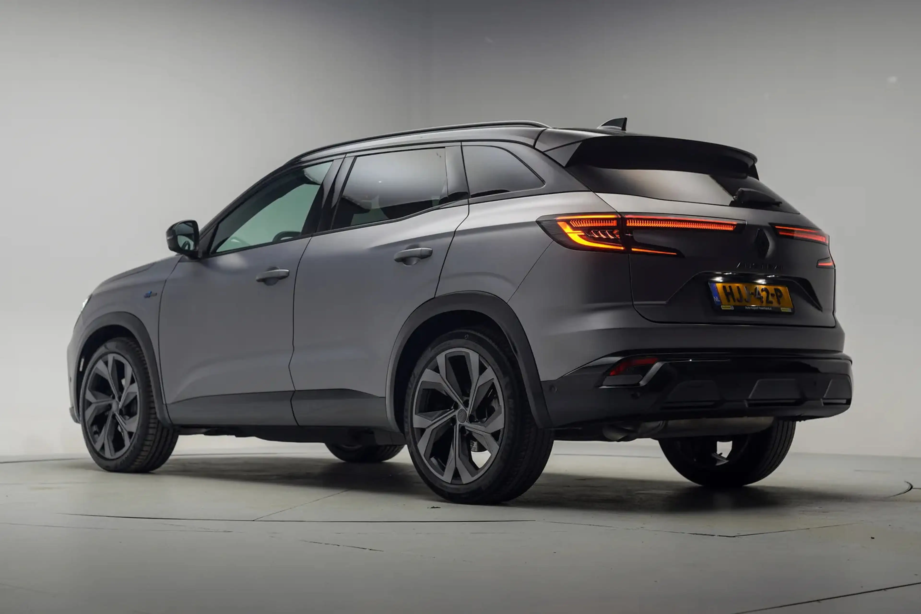Renault Austral 1.3 mild hybrid 160 X-tronic techno esprit Alpine — photo 3