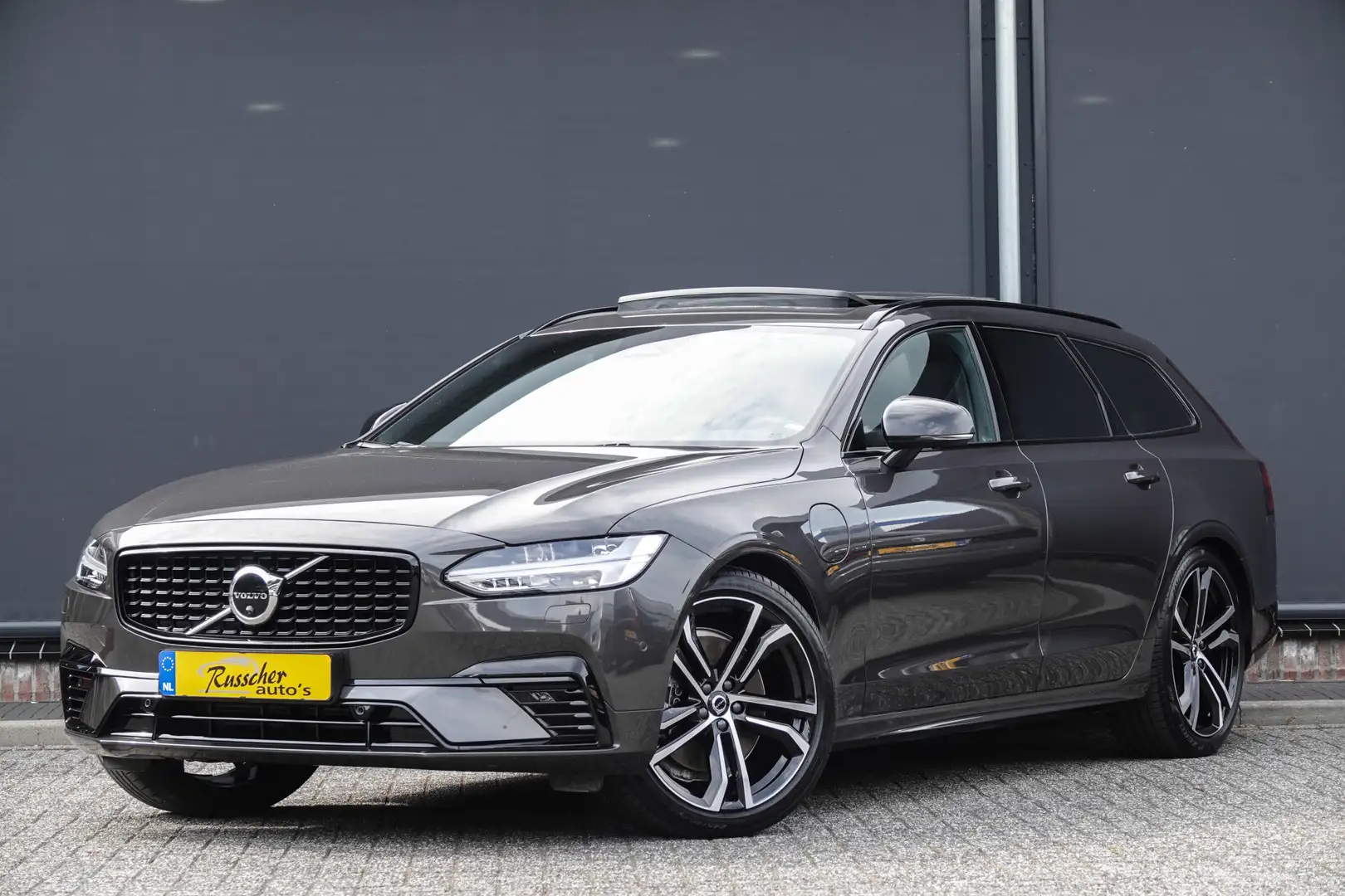 Volvo V90 R-Design T8 455Pk Recharge | Long Range | Luchtver Grijs - 1