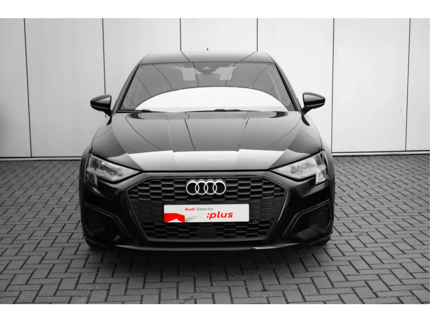 Audi A3 Sportback 30 TFSI Pro Line 111PK | Climate Control Zwart - 2