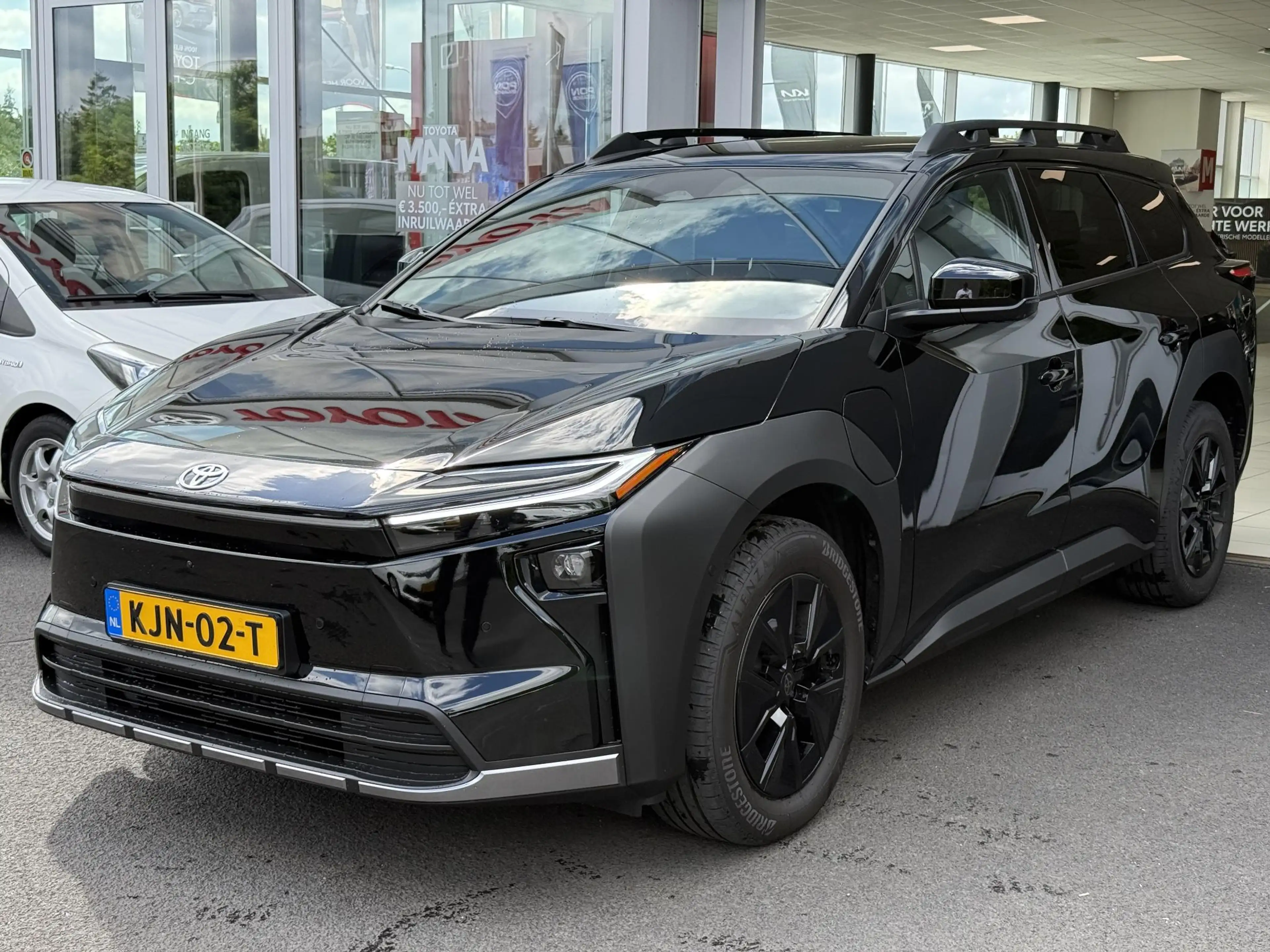 Toyota bZ4X Touring Executive AWD 75 kWh Panoramadak | JBL | L — photo 4
