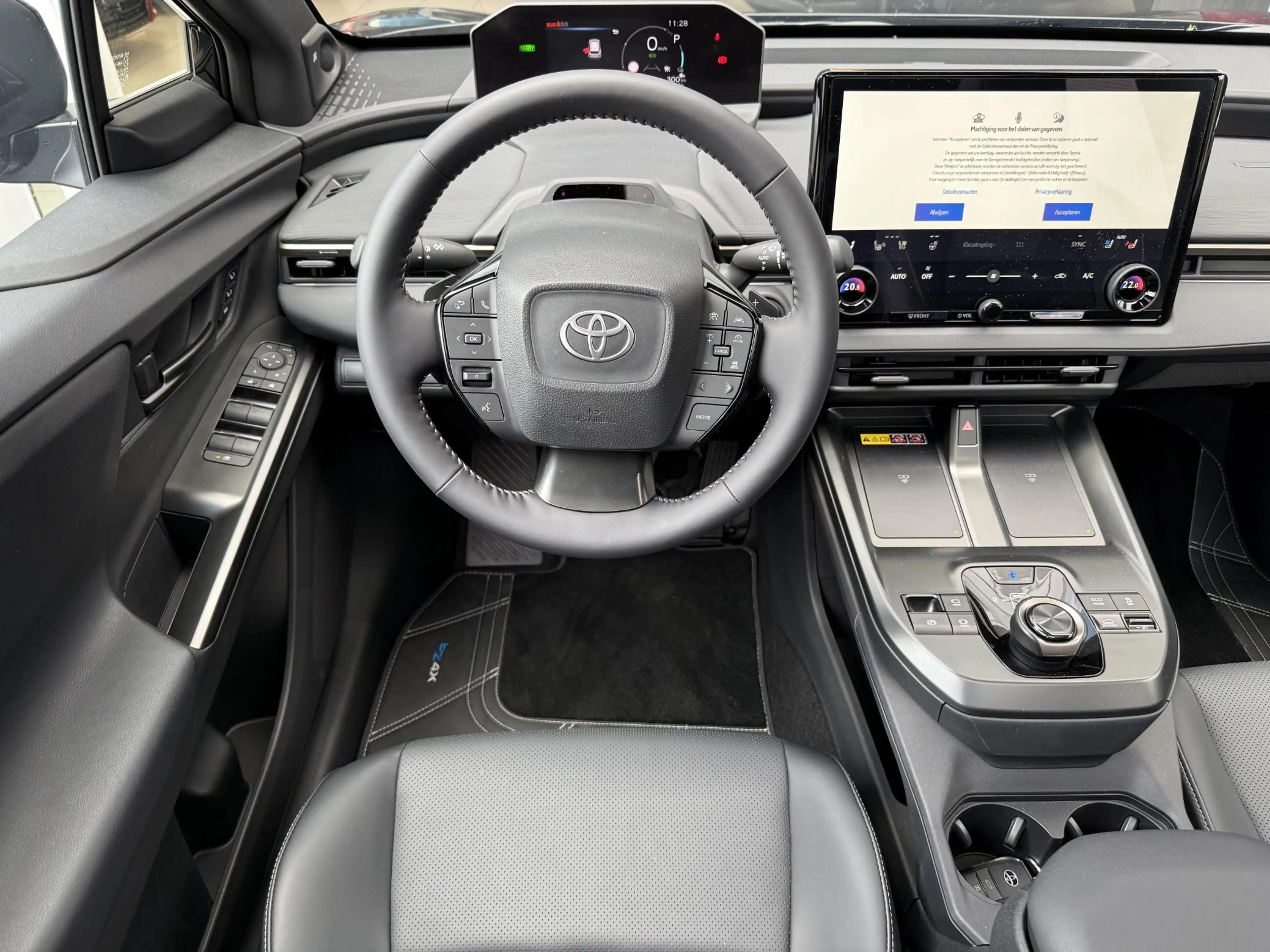 Toyota bZ4X Touring Executive AWD 75 kWh Panoramadak | JBL | L — photo 10