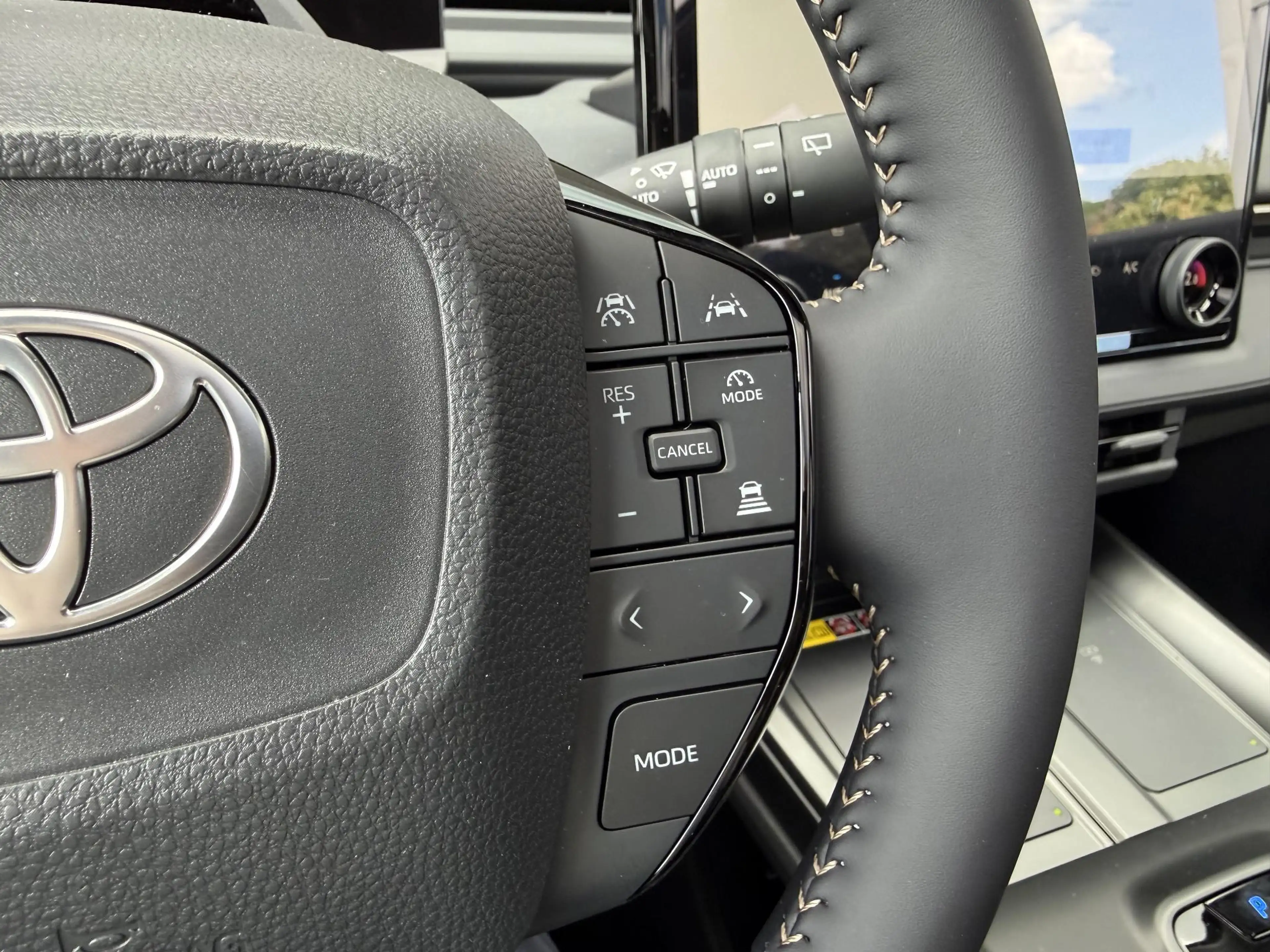 Toyota bZ4X Touring Executive AWD 75 kWh Panoramadak | JBL | L — photo 12