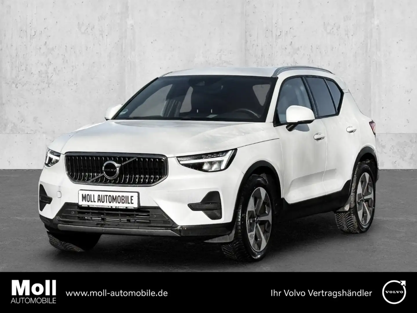 Volvo XC40 Core 2WD Navi Digitales Cockpit Soundsystem LED Sp Weiß - 1