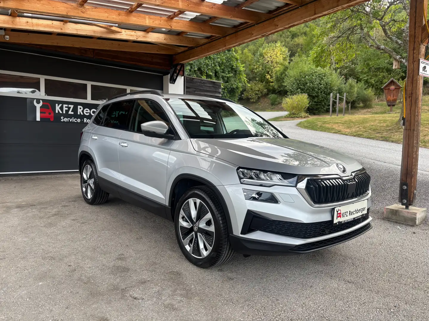 Skoda Karoq STYLE 4x4 LED MULTI APP KEYLESS VIRTUELL  KAMERA Silber - 1