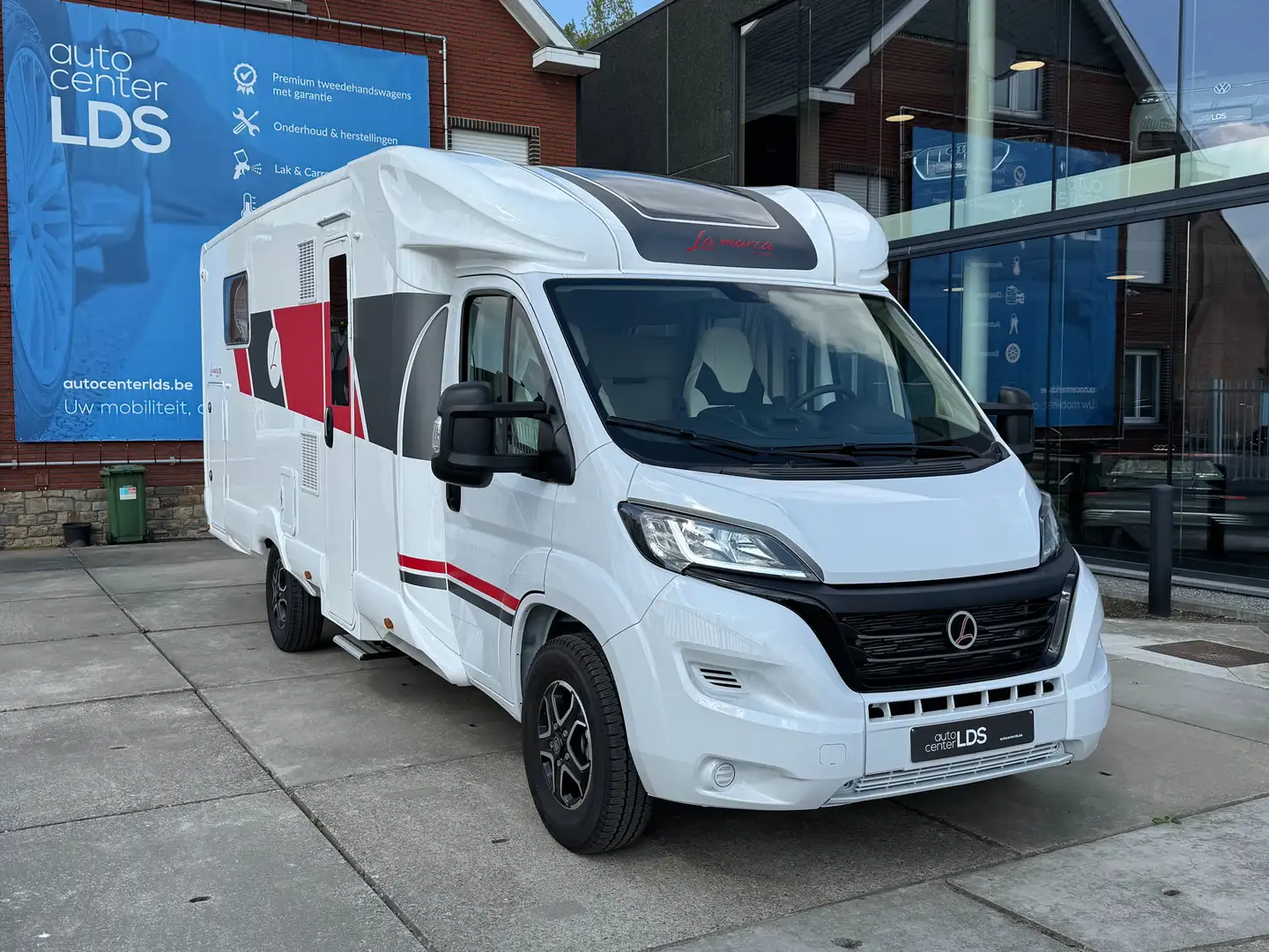 La Marca 73 Queensbed - NIEUW - DEMO MODEL ! Wit - 1