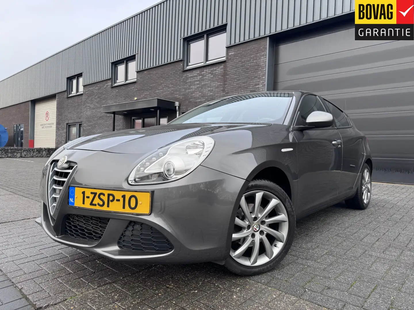 Alfa Romeo Giulietta 1.4 T Impression | 2E EIGENAAR | 12MND GARANTIE | Gris - 1