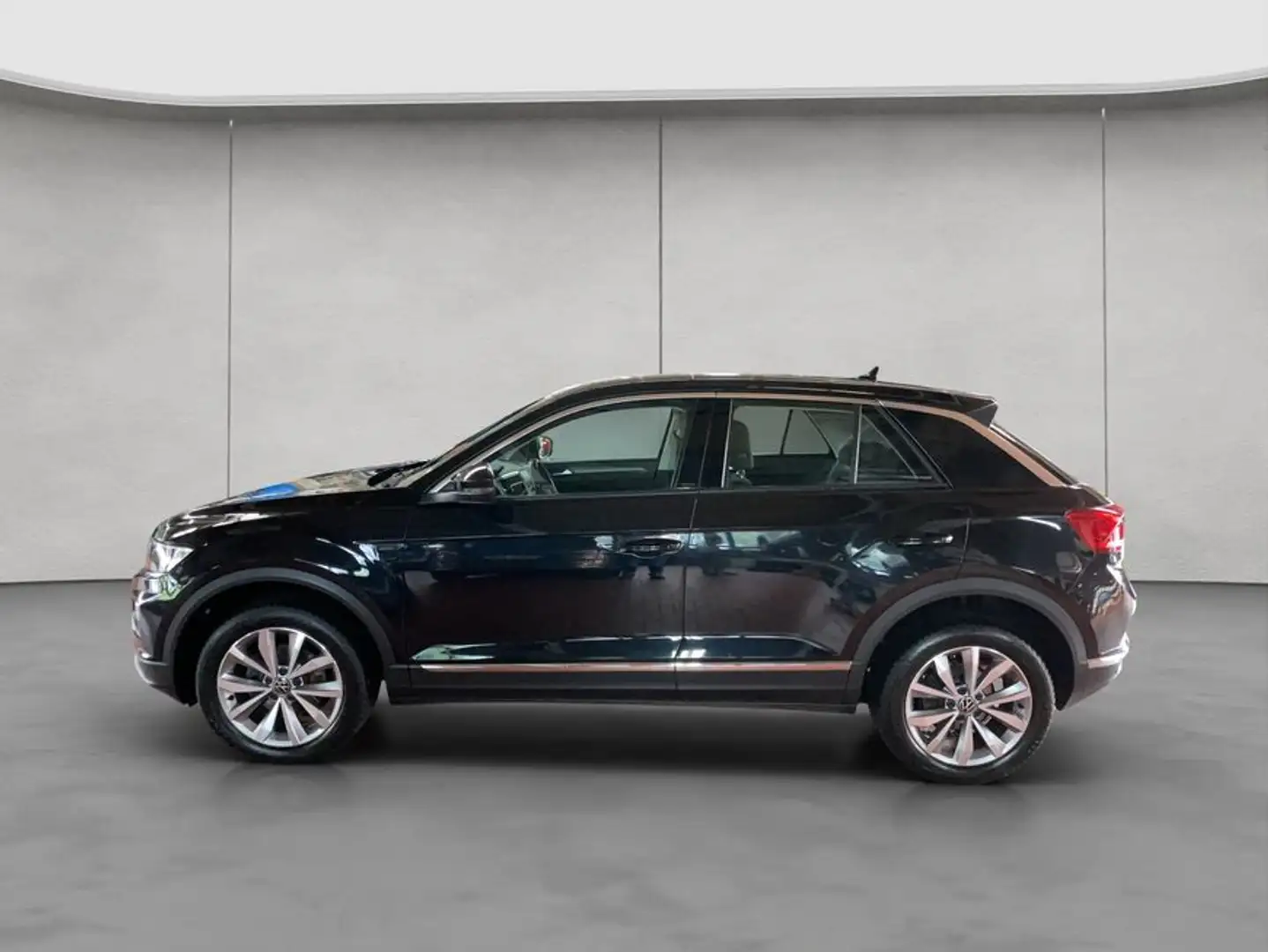 Volkswagen T-Roc 1.5 TSI Style Navi Zwart - 2