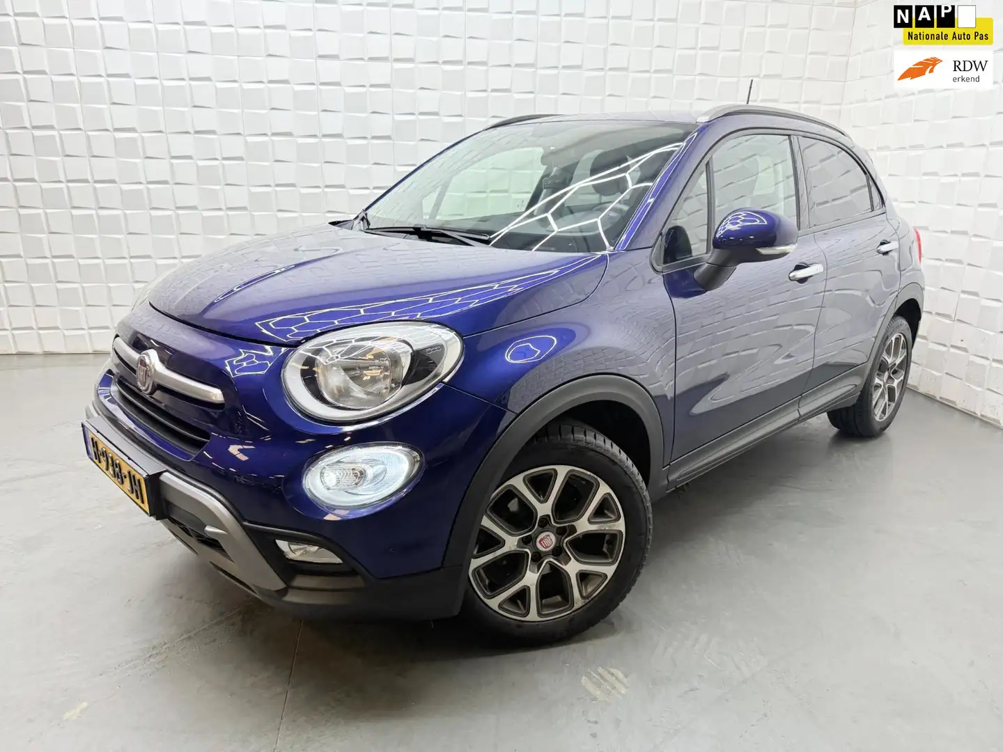Fiat 500X 1.4 Turbo MultiAir Lounge KEYLESS PDC LEER Blauw - 1