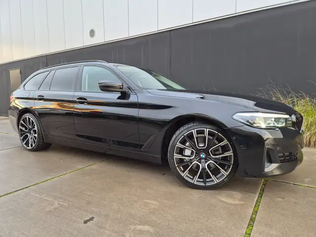 BMW 530 eA*AUT.*X-DRIVE*LEDER*CAMERA*FULL LED*