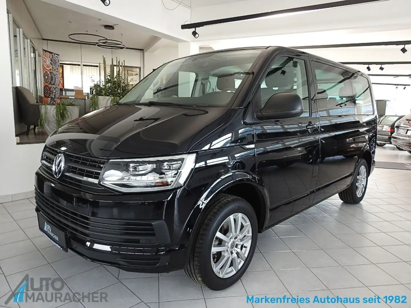 Volkswagen T6 Multivan 2.0 TDI 4Motion DSG*LED*NAVI*AHK* Schwarz - 1