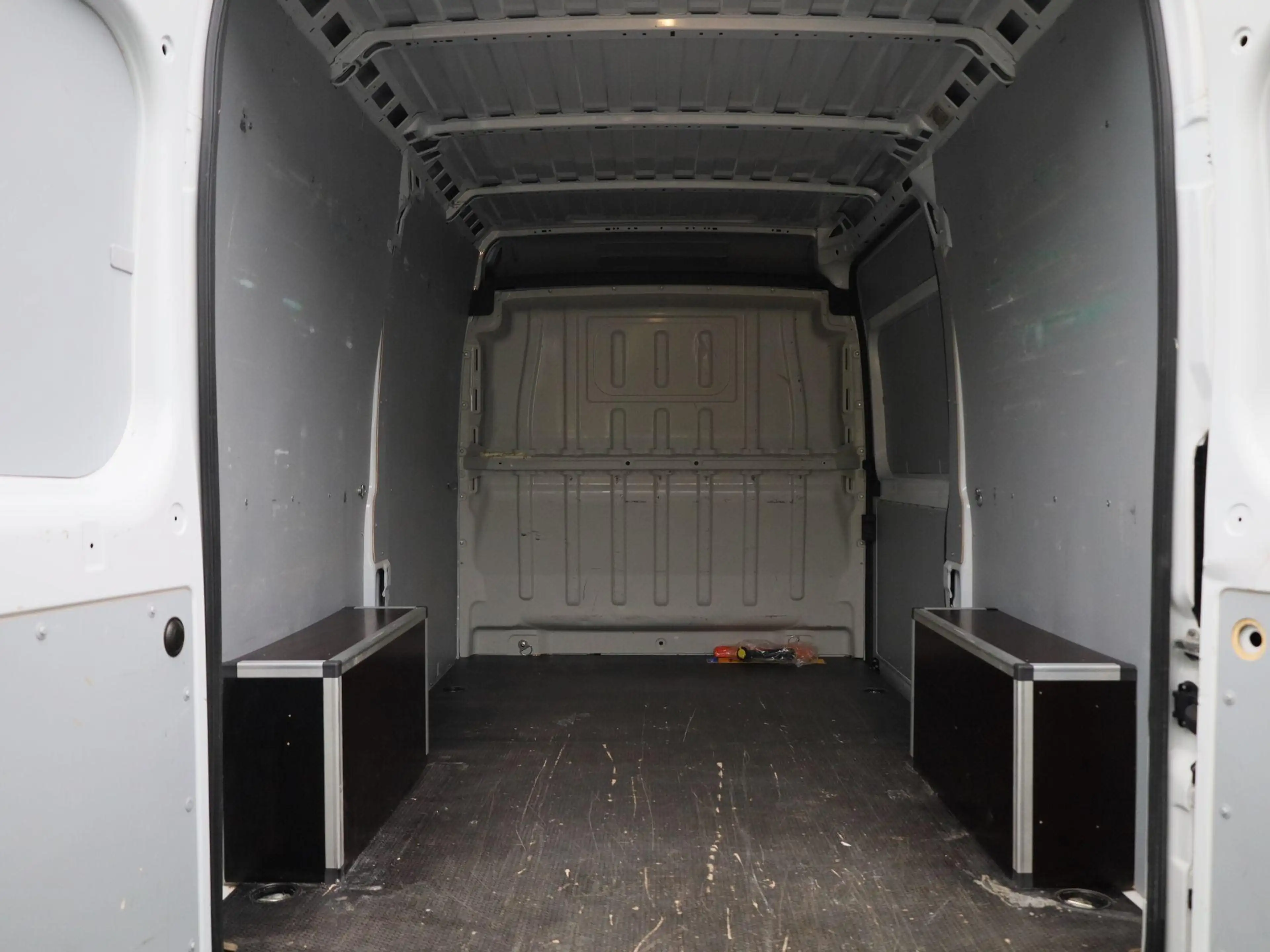 Opel Movano 3500 2.2 L Turbo D 103kW L2H2 Light — photo 15