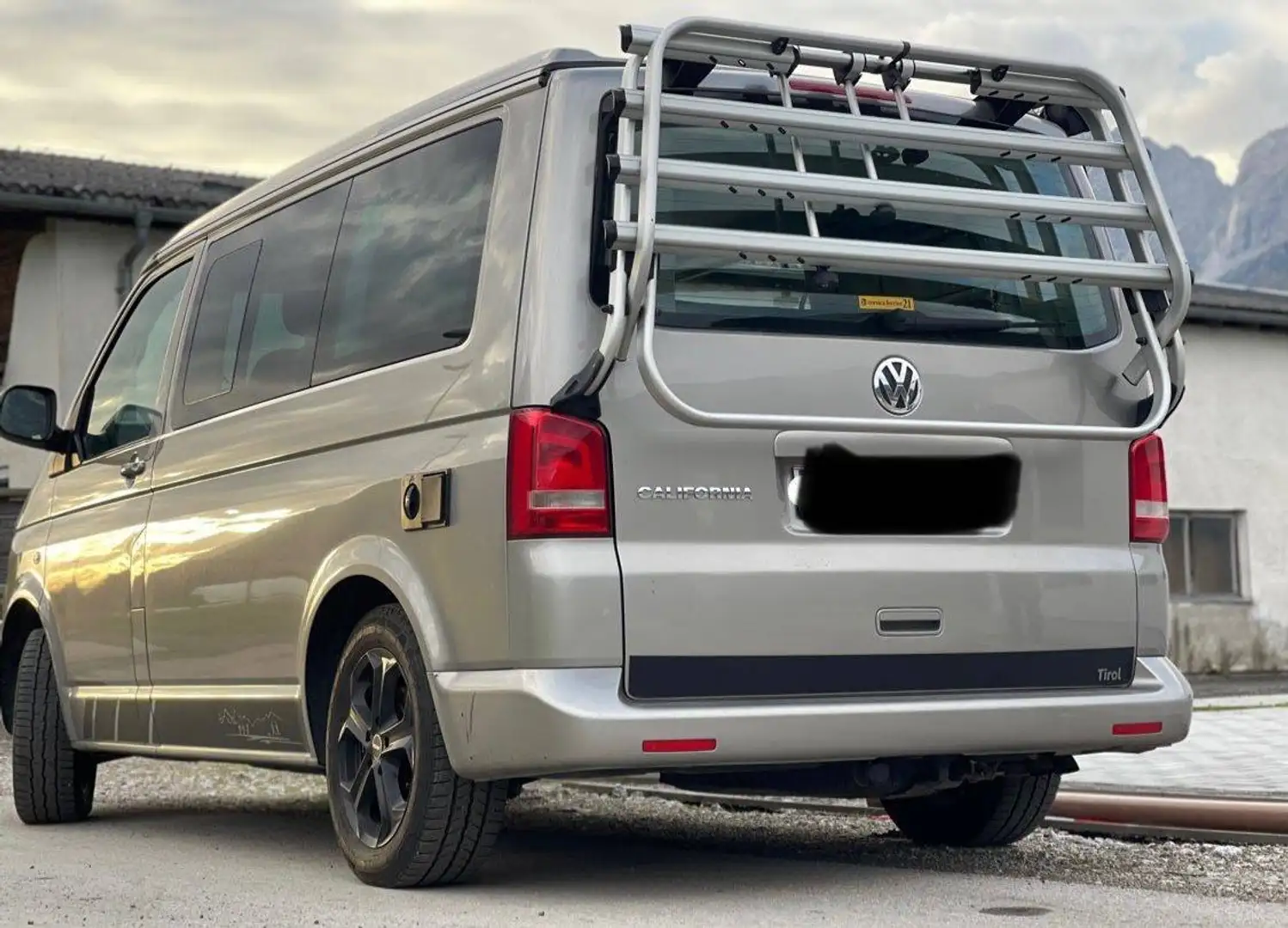 Volkswagen T5 California Comfortline (Ocean) Grau - 2