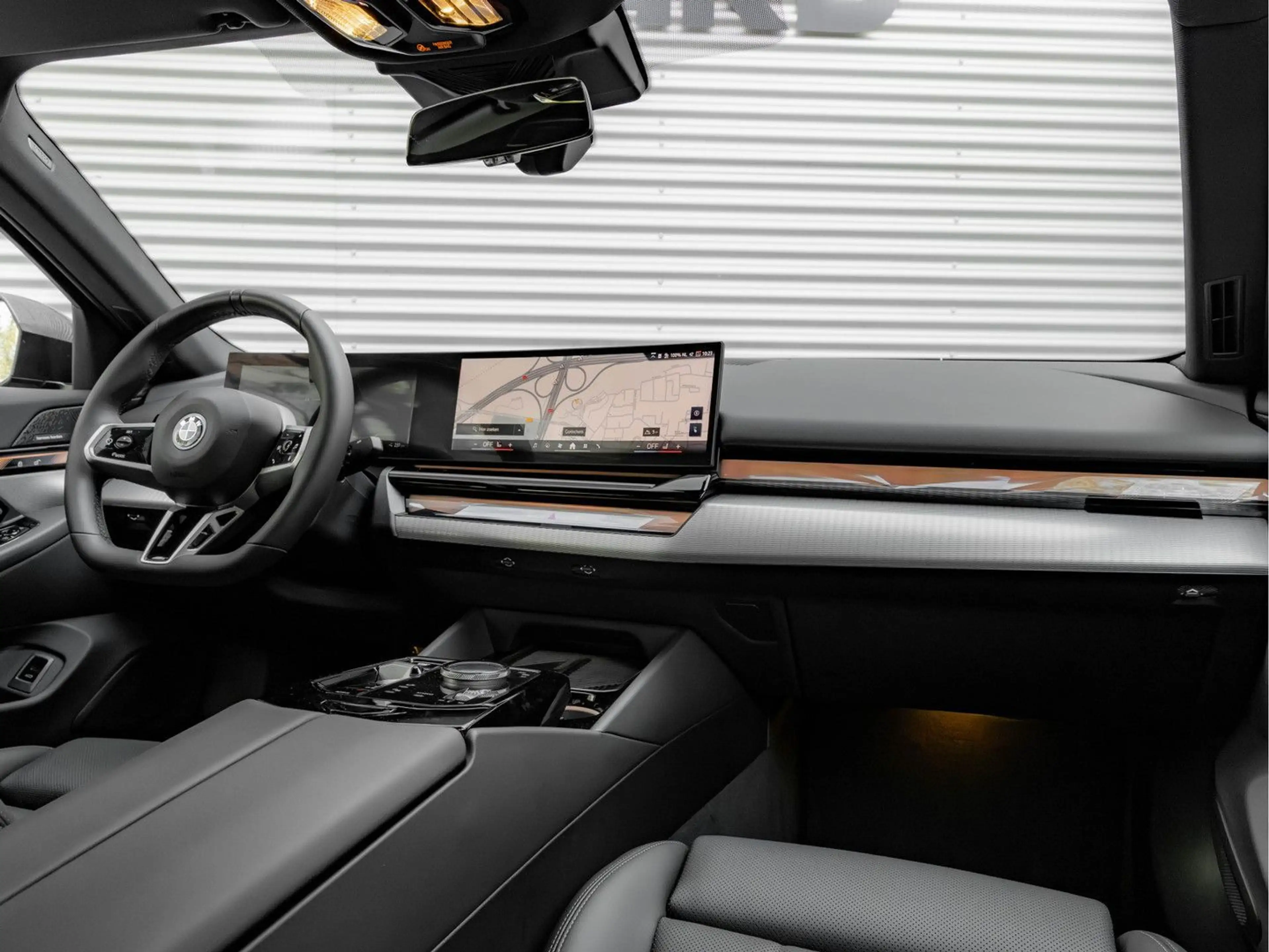 BMW i5 eDrive40 - M-Sport - Active Tempomat - Harman — photo 4