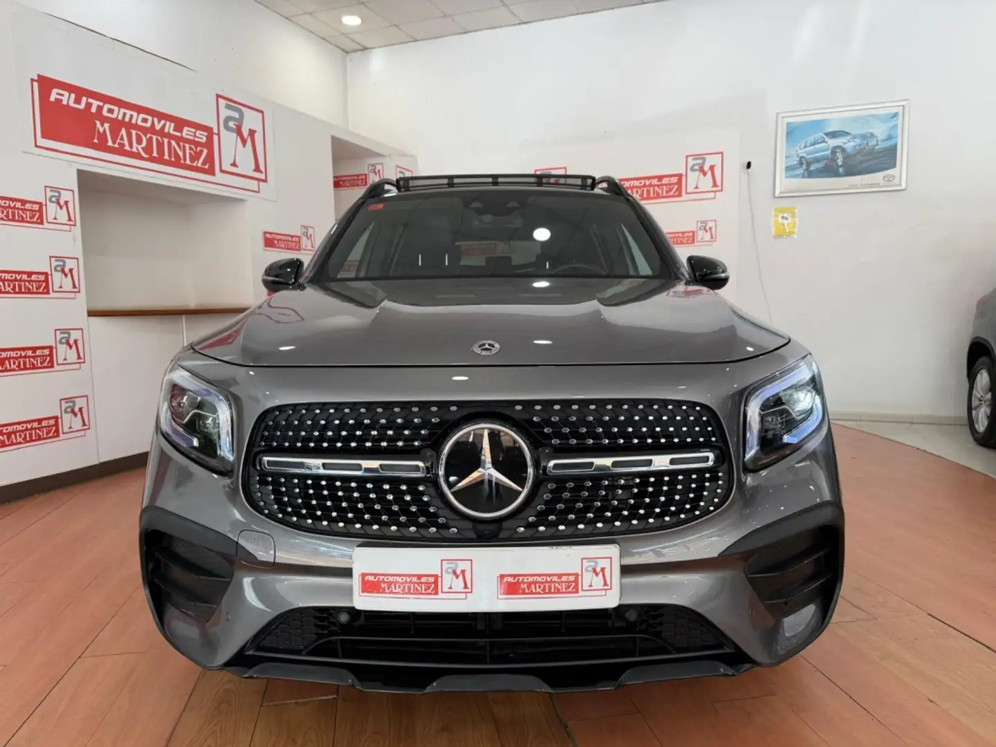 Mercedes-Benz GLB 220 220d 4Matic 8G-DCT Gris - 2