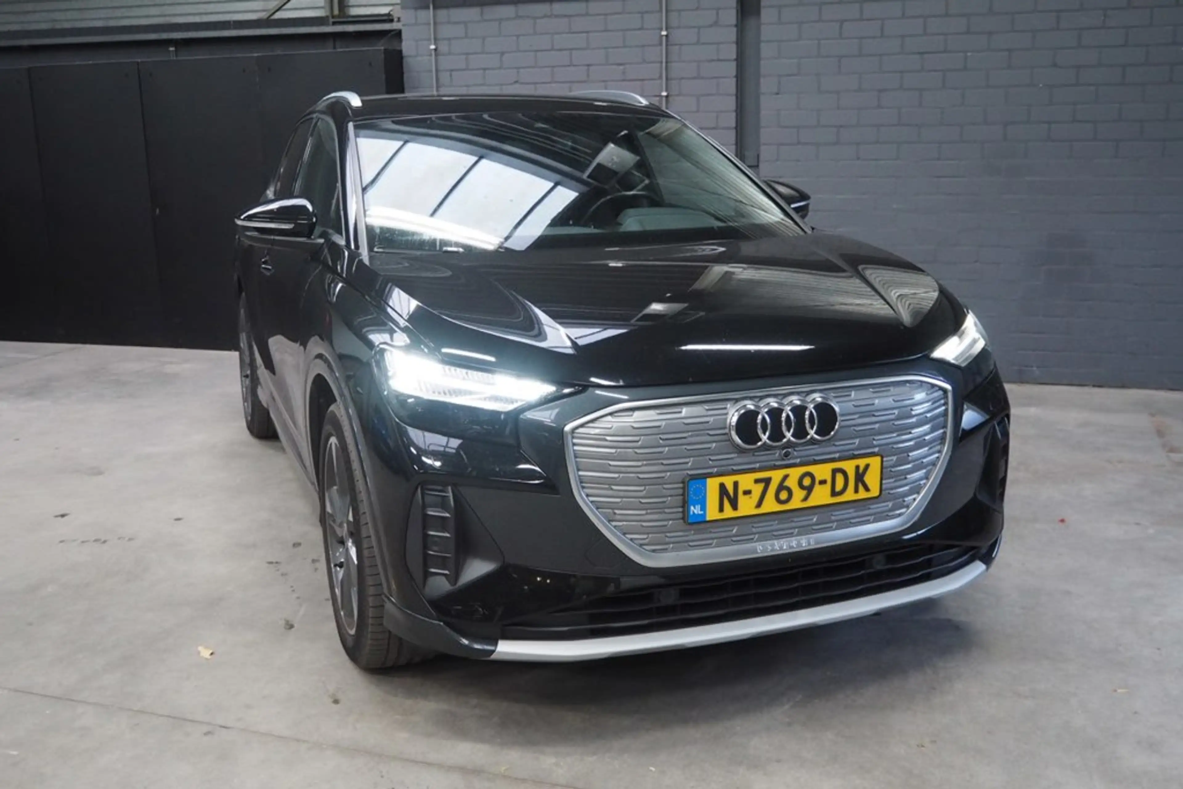 Audi Q4 e-tron 40 Launch edition Advanced 77 kWh Trekhaak — photo 3