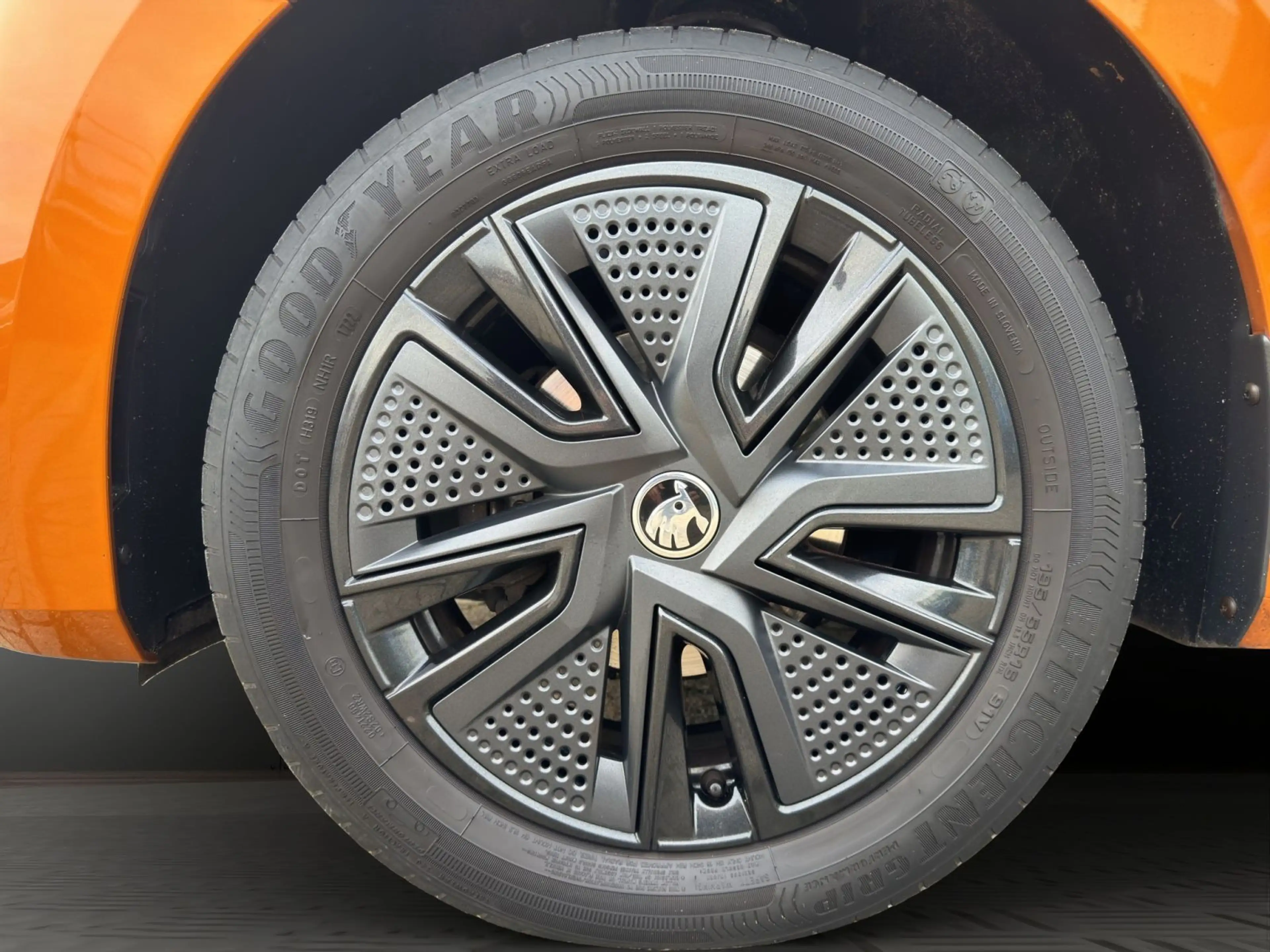 Skoda Fabia 1.0 TSI Style OPF — photo 11