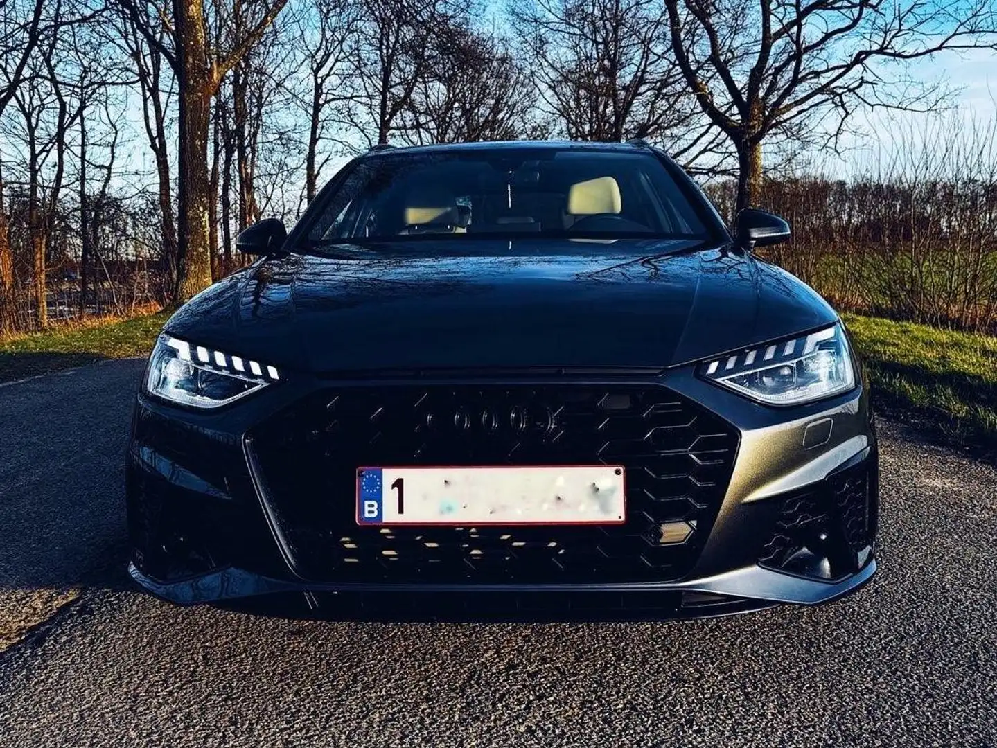 Audi A4 A4 Avant 35 TFSI S tronic S line Gris - 1