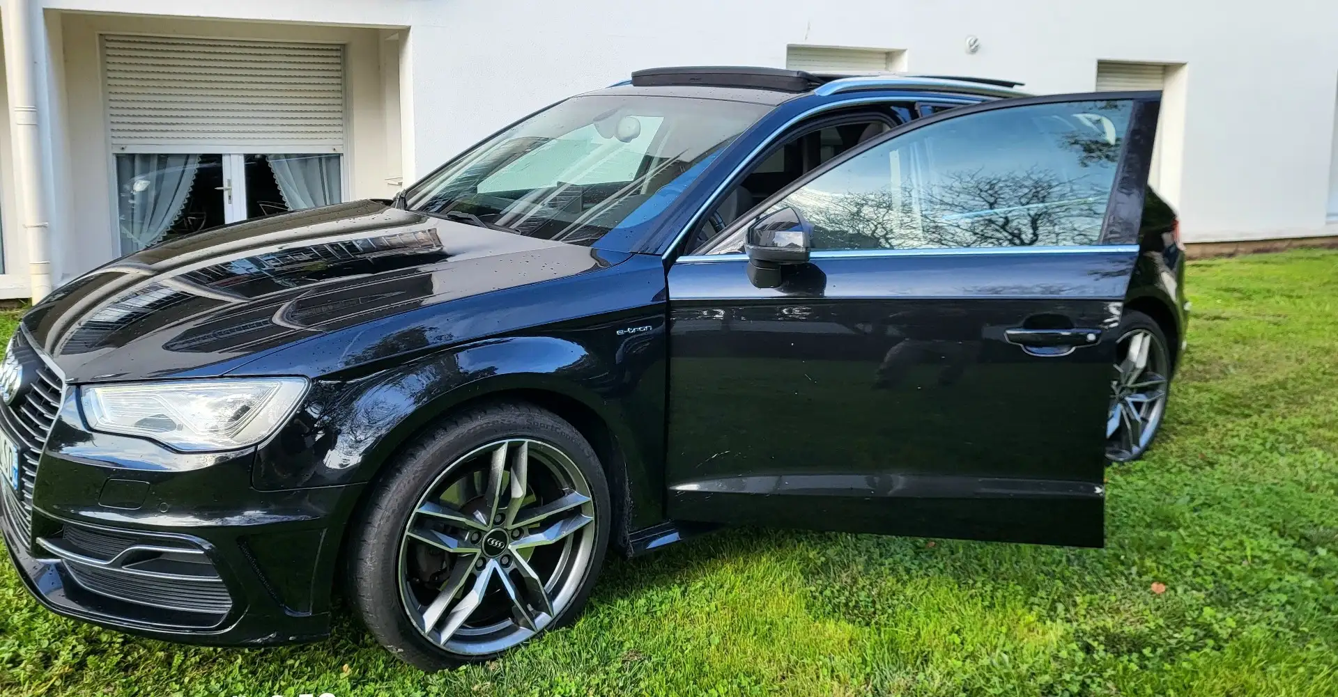 Audi A3 Sportback 1.4 TFSI e-tron 204 Ambition Luxe S tron Noir - 2