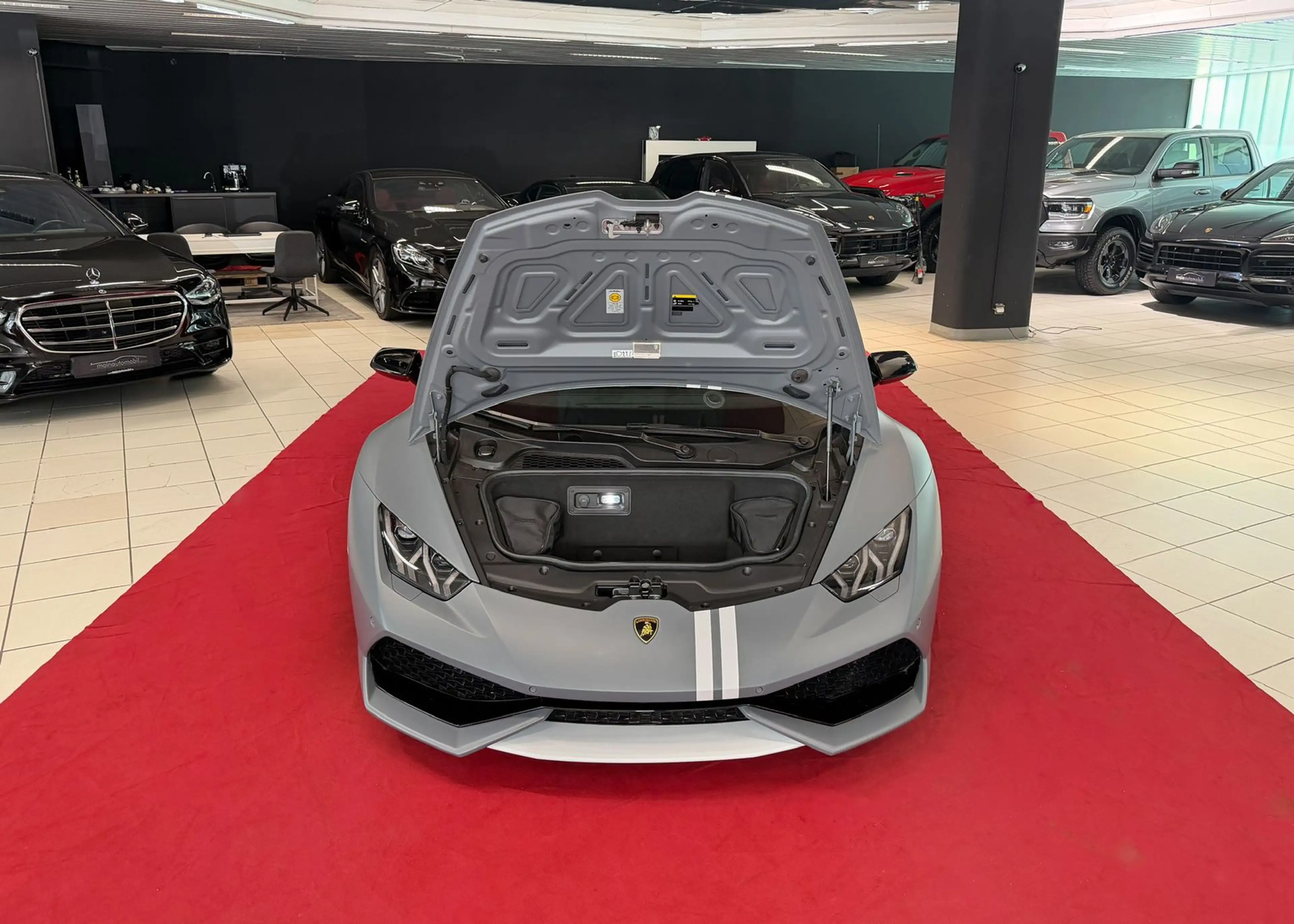 Lamborghini Huracán Avio 1/250St. Sammler LP610-4 Liftsystem — photo 43