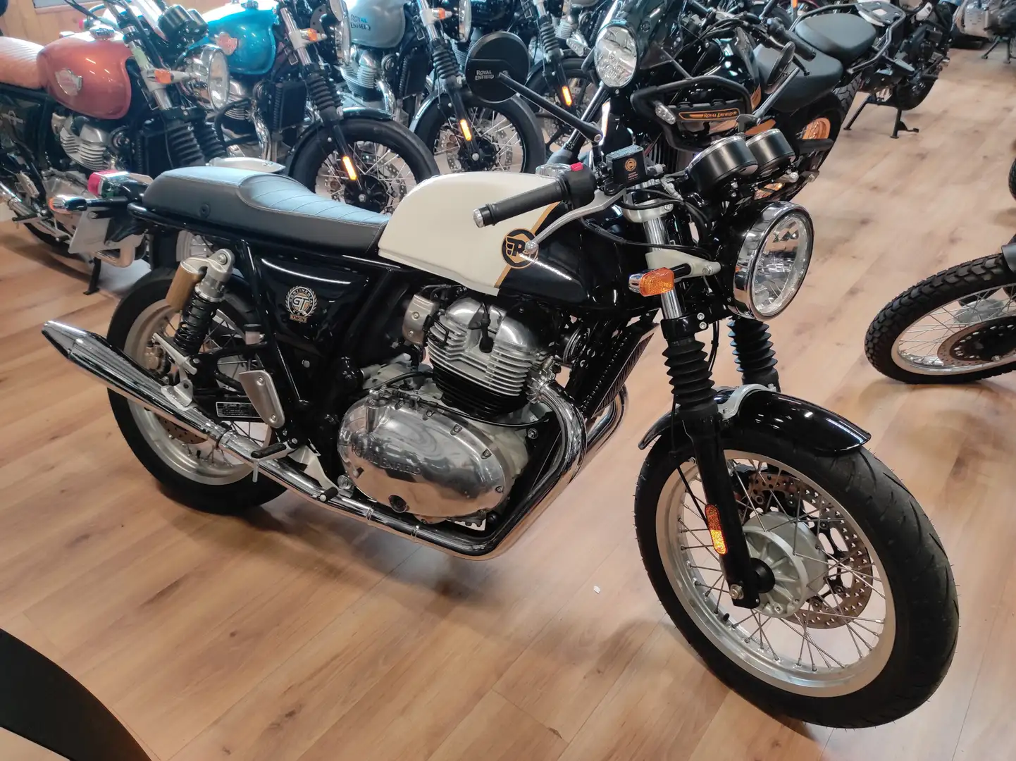 Royal Enfield Continental GT - 1