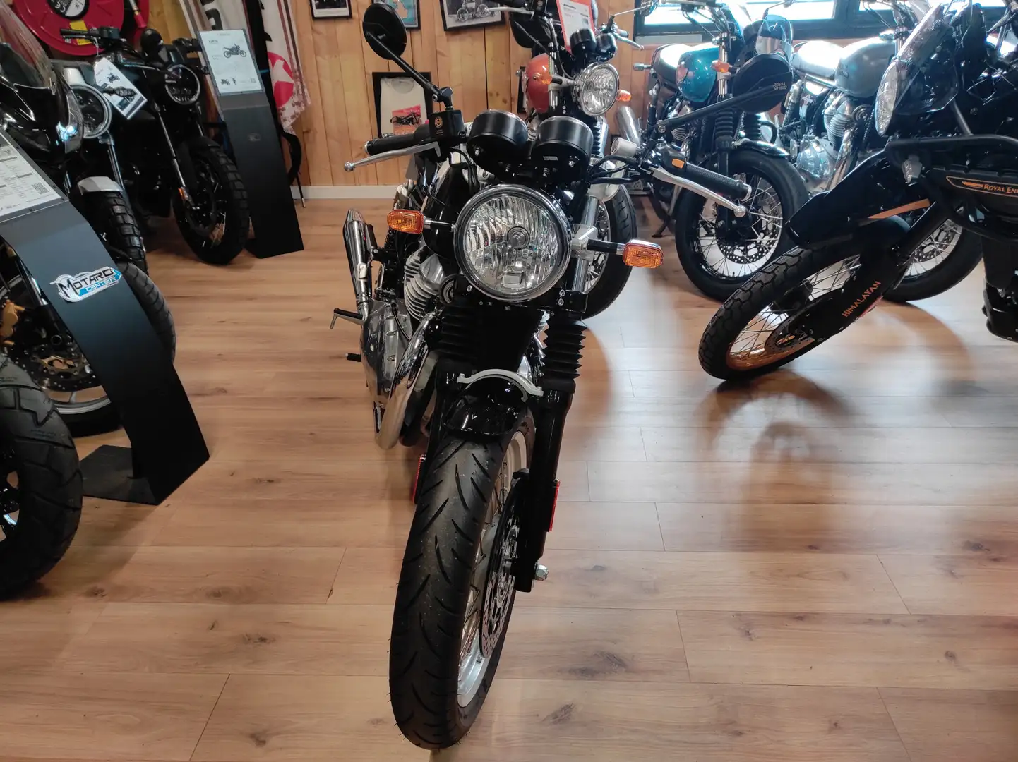 Royal Enfield Continental GT - 2