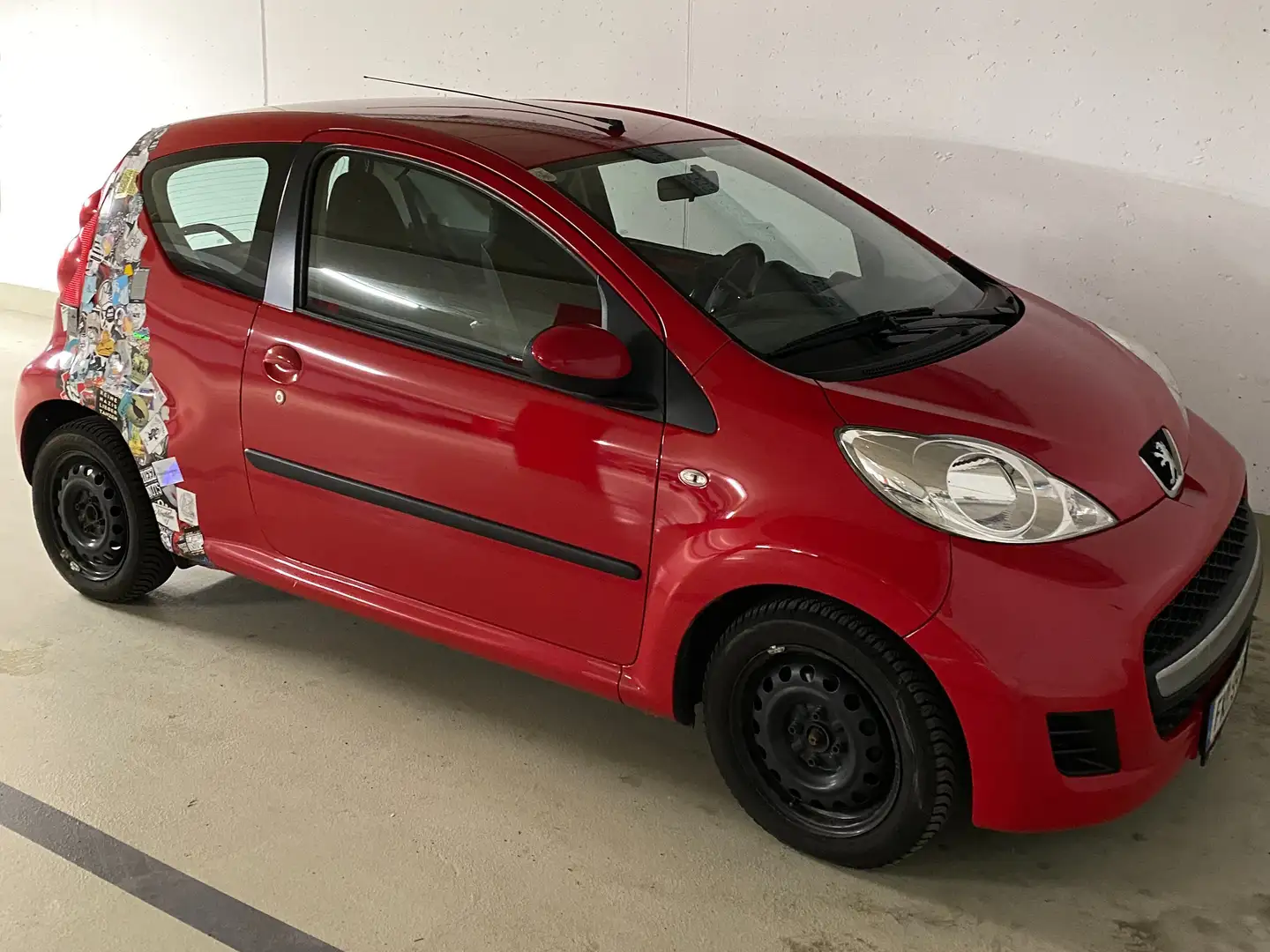 Peugeot 107 107 Urban 1,0 12V Urban Rot - 2