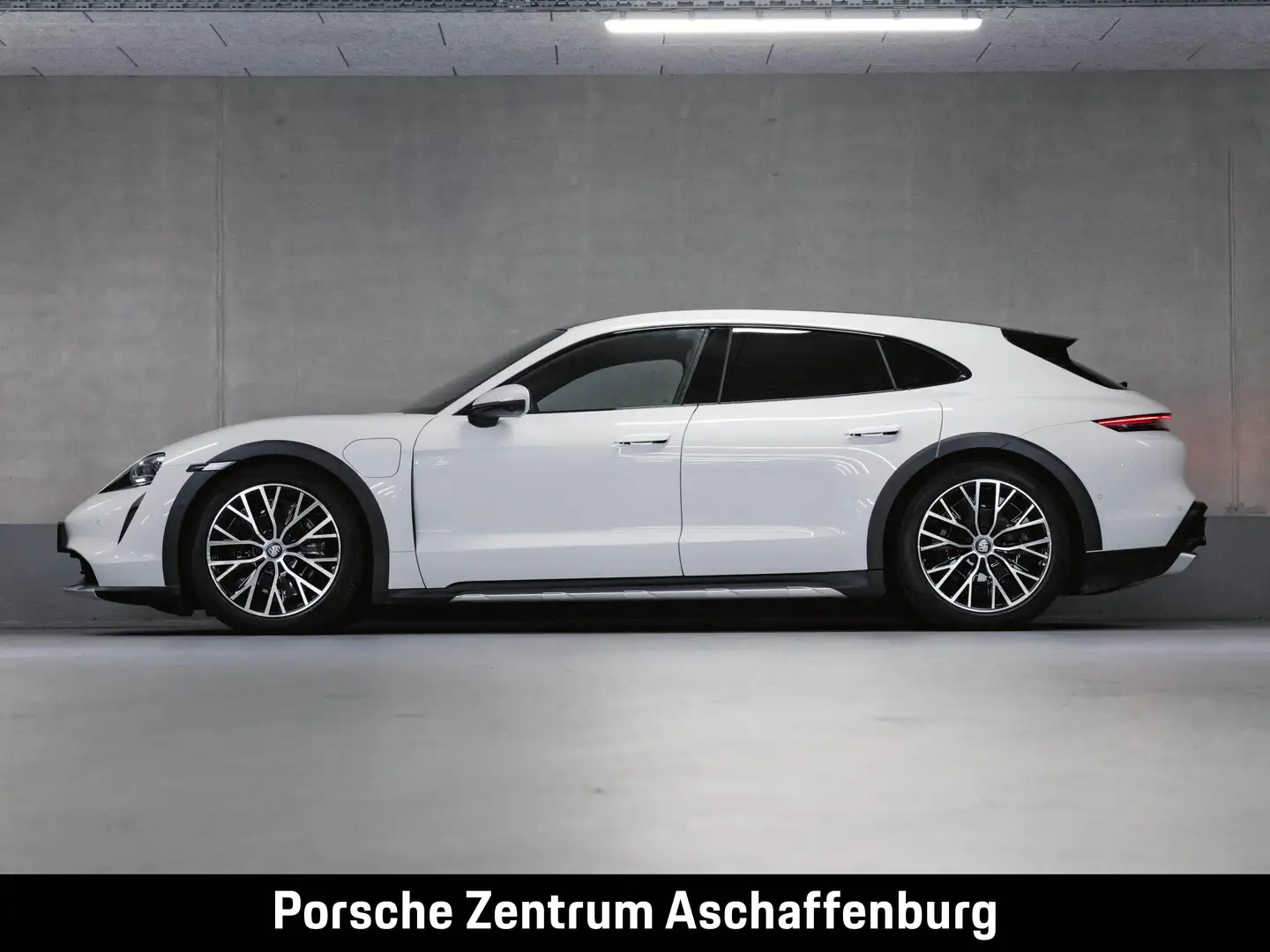 Porsche Taycan 4 Cross Turismo Panoramadach InnoDrive Bianco - 2