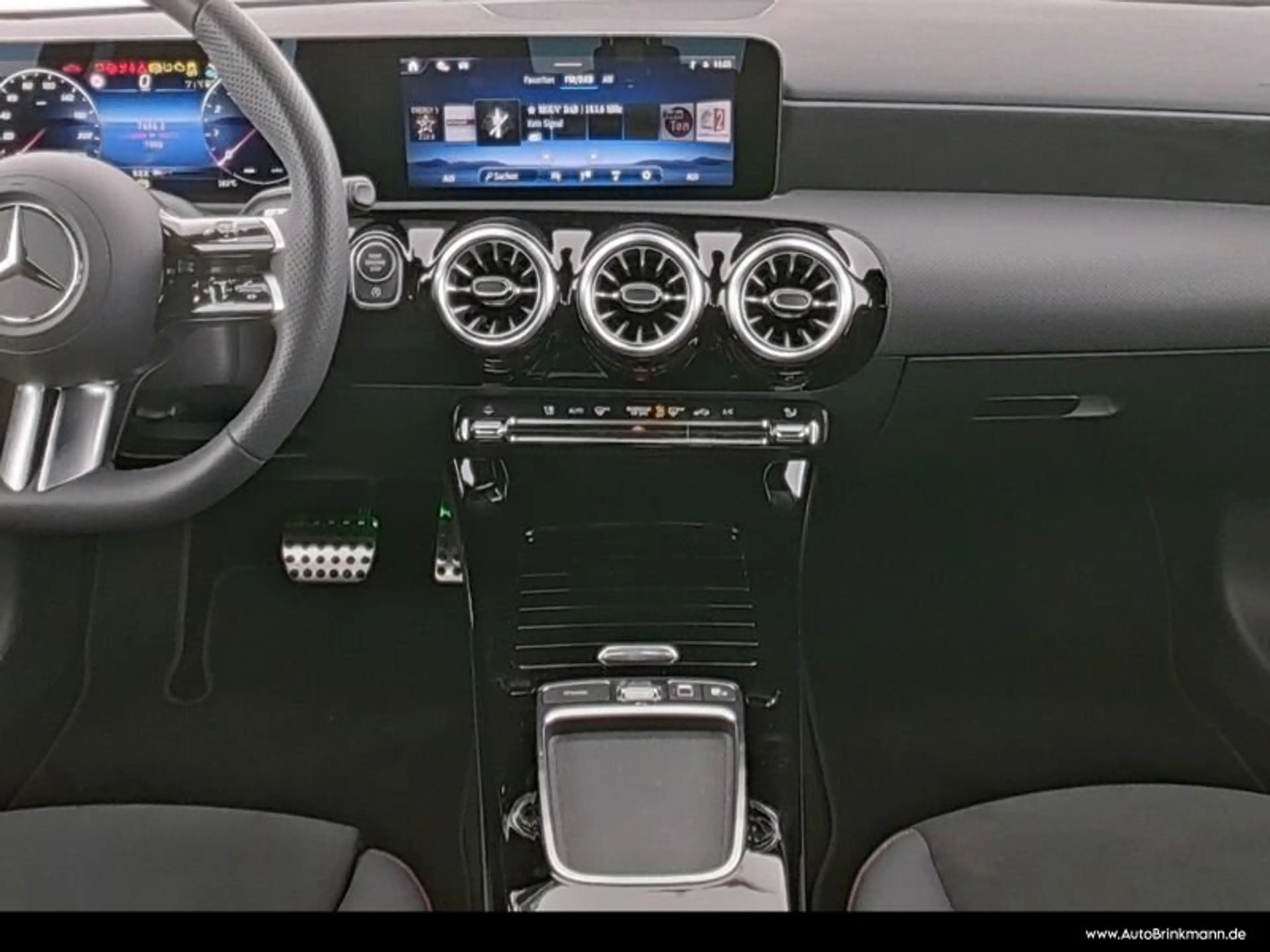Mercedes-Benz A 180 A 180 AMG-LINE+/360°KAMERA/LED/TOTW/SPURH SHZ — photo 5